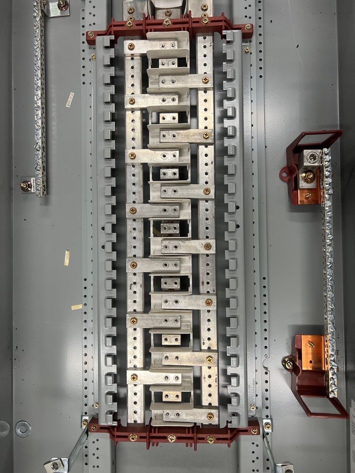 Eaton PRL1A Panelboard 225A 208Y/120V 3PH 4W 42 Cir 3R Outdoor Encl MCB ED3150 P643 Used