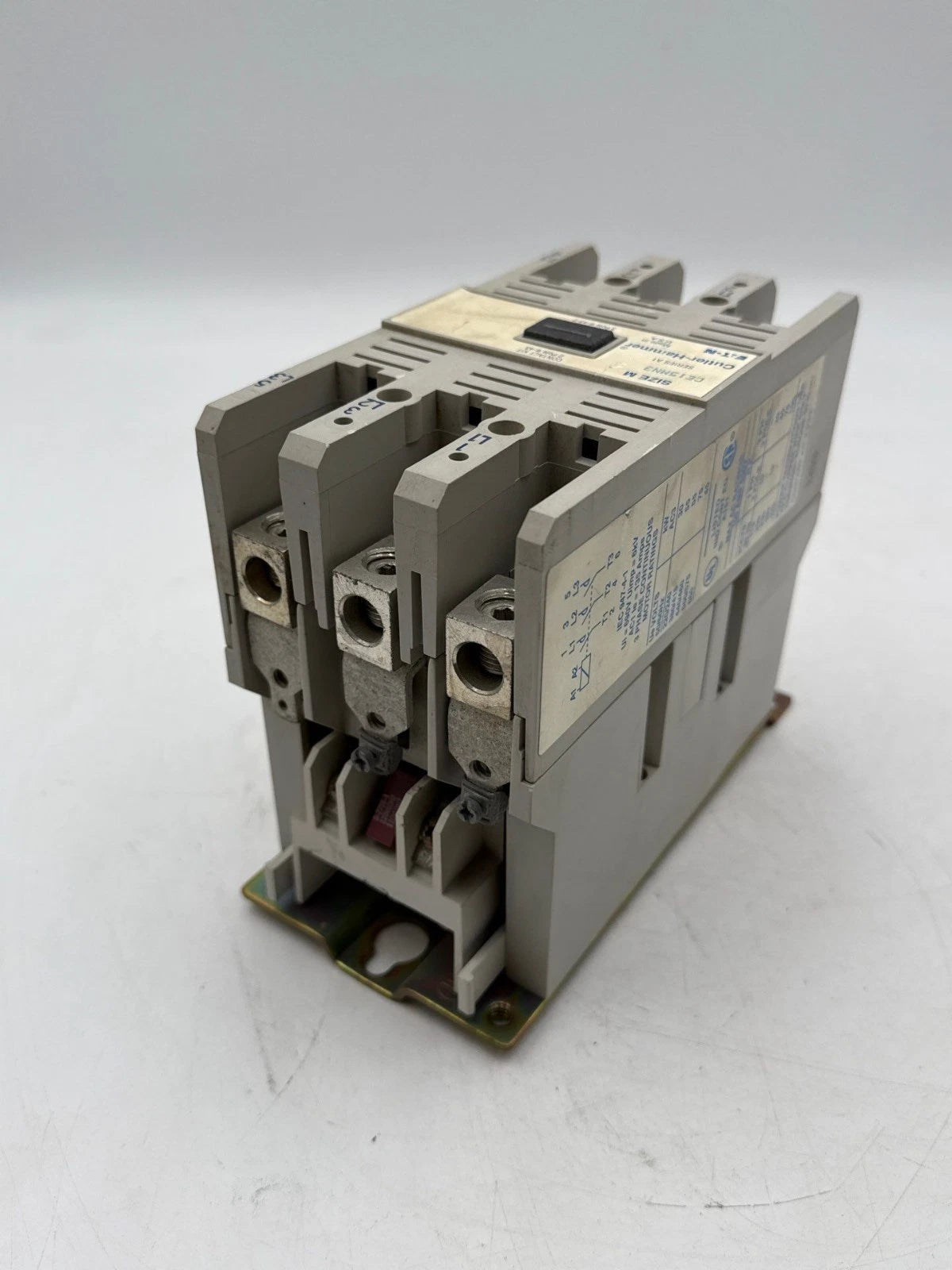 Cutler Hammer CE15MN3 Contactor 105A 3P 600V 3PH 100HP Max Coil 110/120V Used