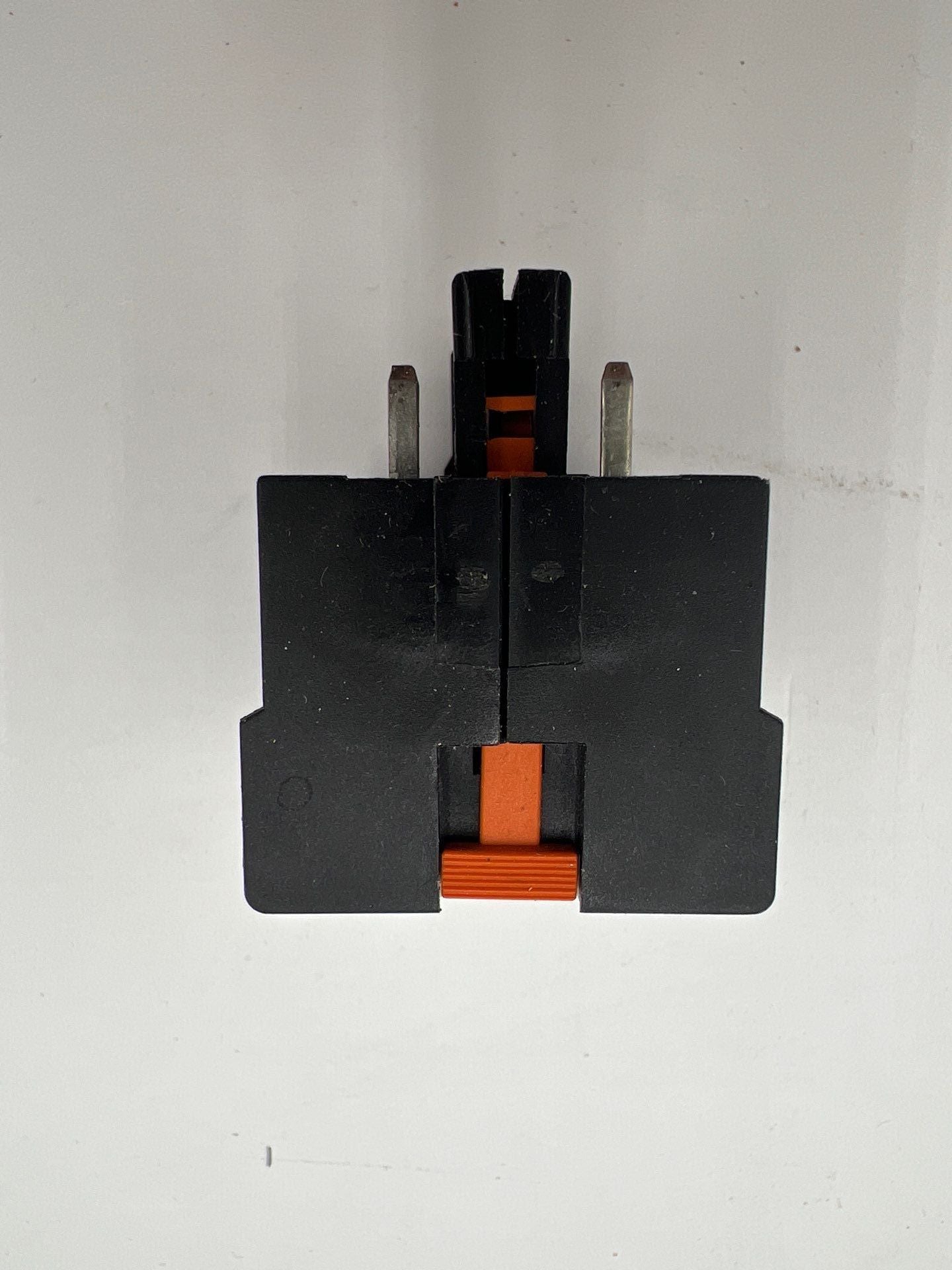 Siemens 3TX4422-2A Relay Socket 11-Pin 250V 10A DIN Rail New