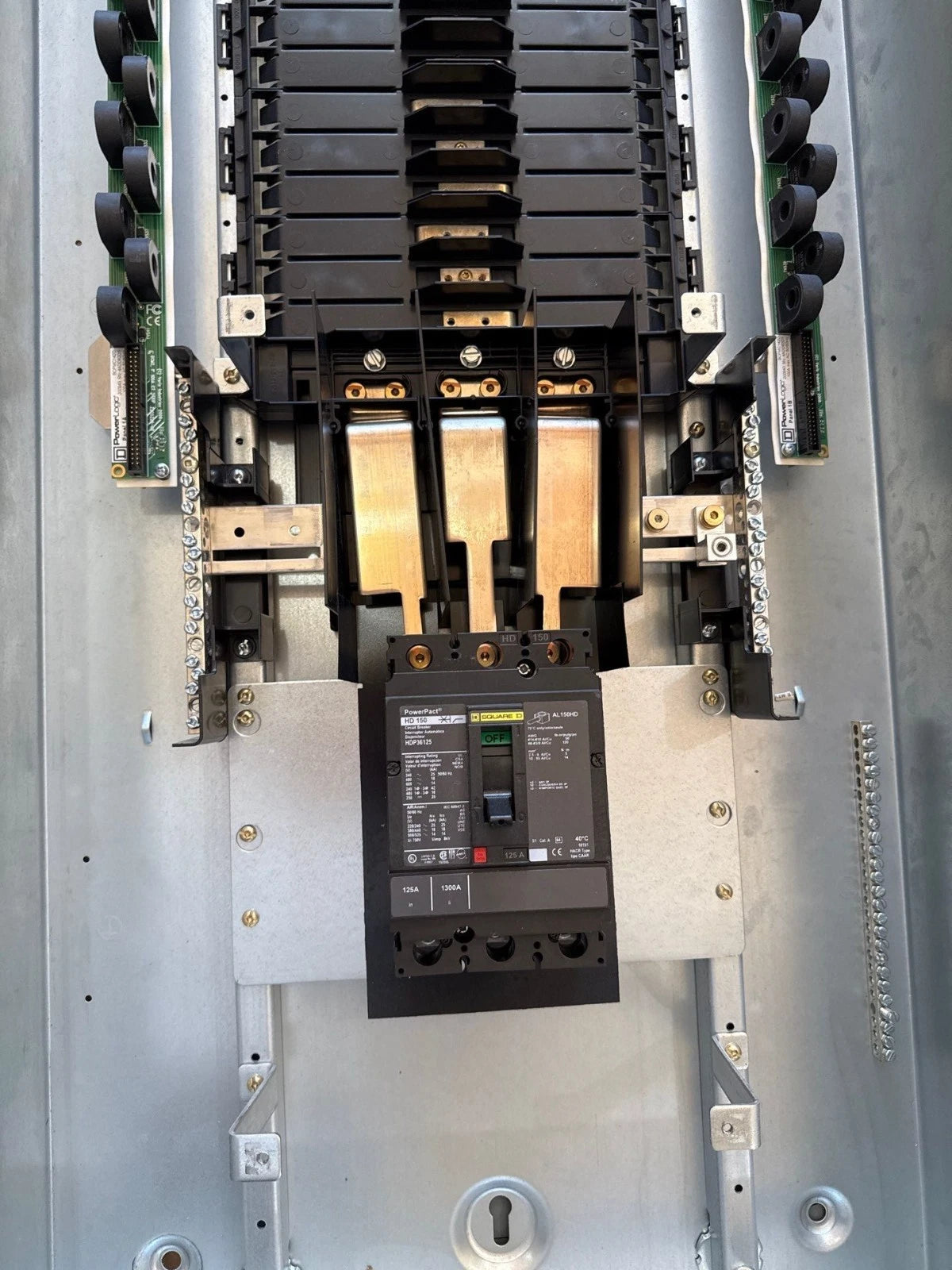 Square D NF Panelboard 125A 480/277V 3PH 4W MCB Panel 125 Amp HDP36125 42 Cir Used