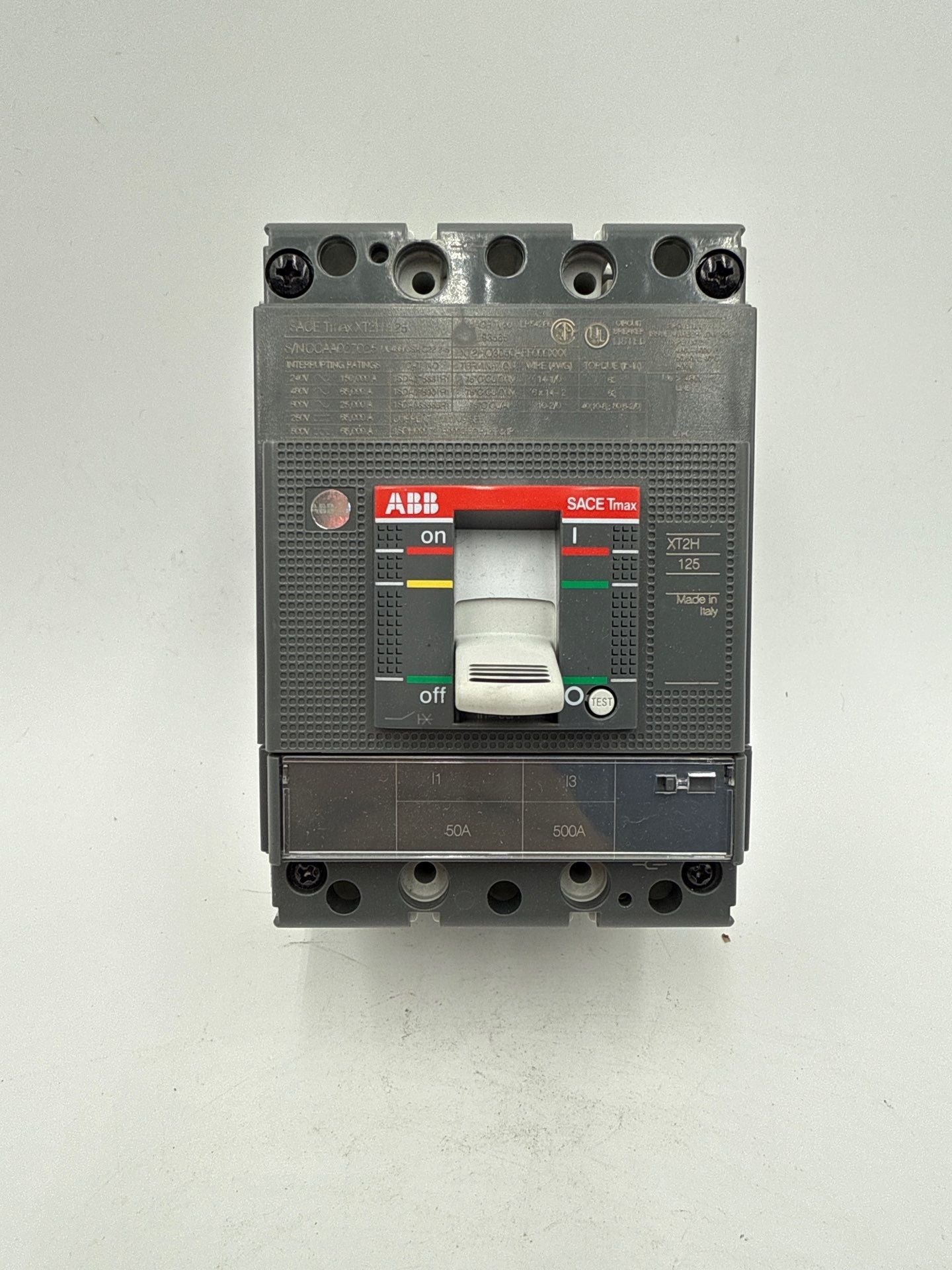 ABB XT2HQ3050AFF000XXX Circuit Breaker 50A 3P 600V SACE Tmax XT2H 125 Used
