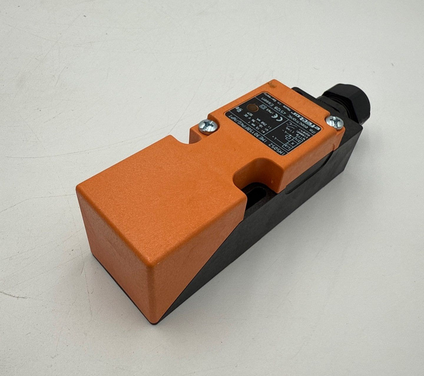 IFM IM5052 IME3015BFPKG/NPT RT Proximity Switch 10-36VDC New