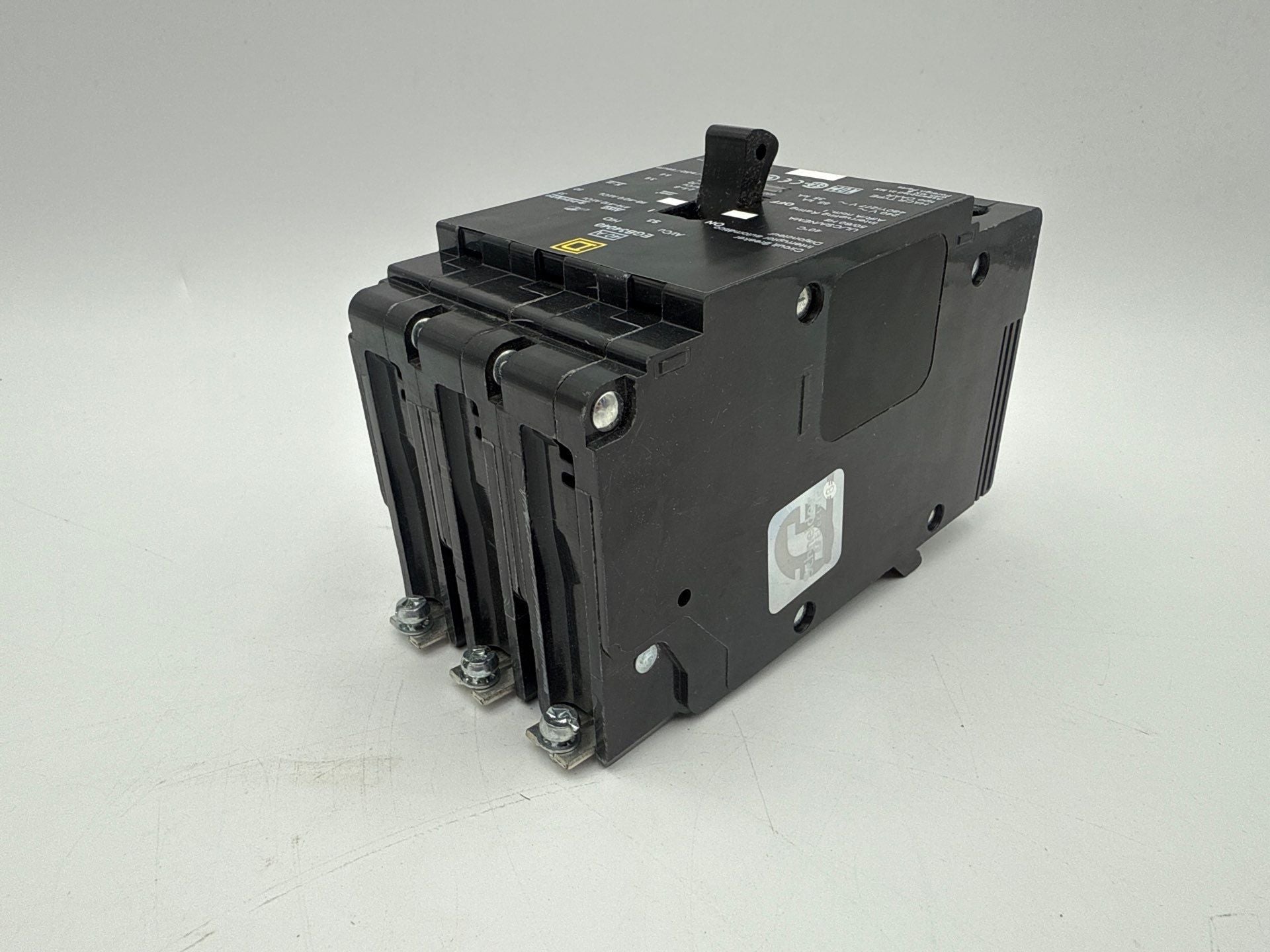 Square D EGB34040 Bolt On Circuit Breaker 40A 3P 480/277V 3PH EGB 40 Amp Used