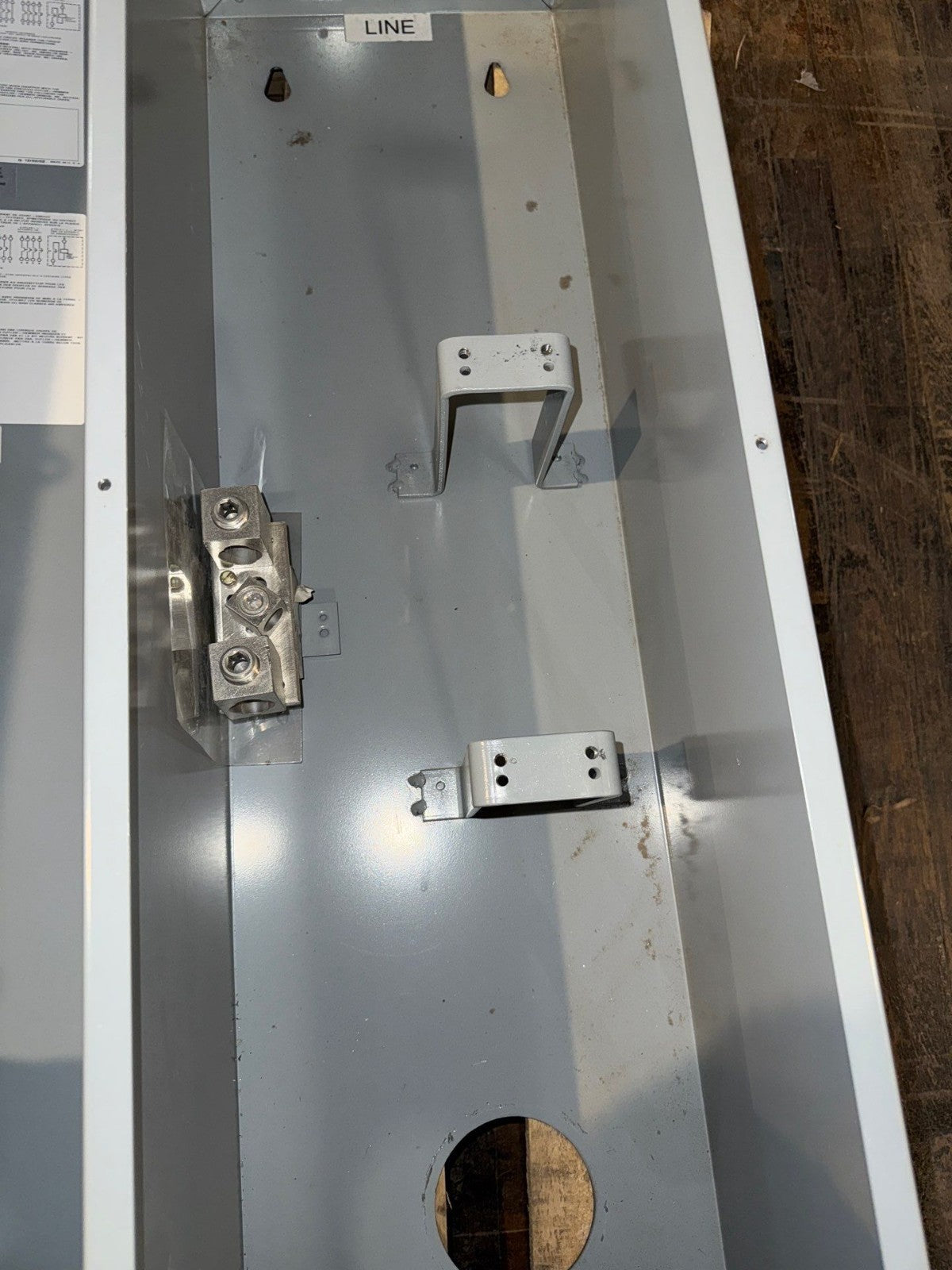 Cutler Hammer SKDN400 Circuit Breaker Enclosure 400A 600V HKD KD KDB DK Frame