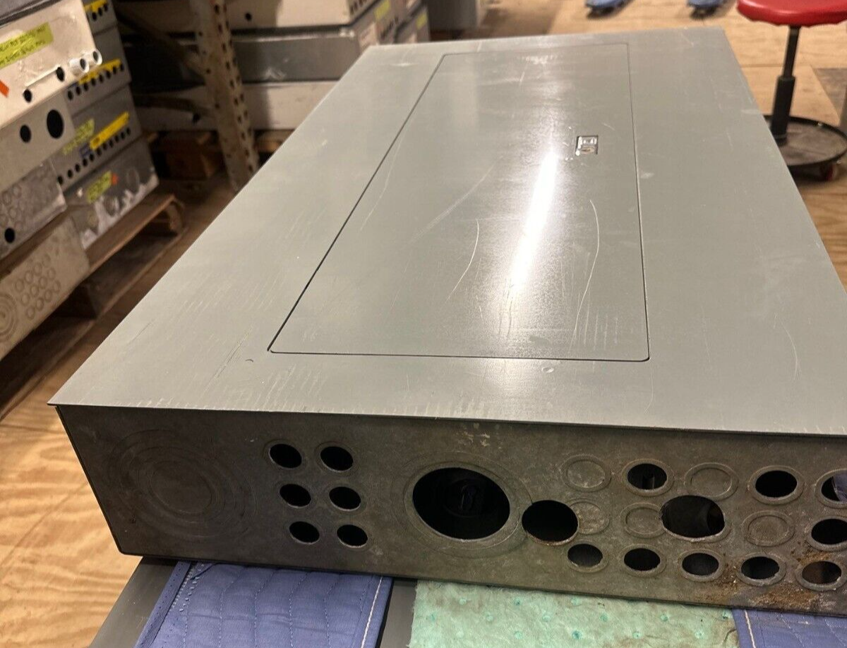 SQUARE D NQOD442L225 Panelboard 225A 208Y/120V 3PH 4W Main Lug 42 Circuit MLO P287 Used