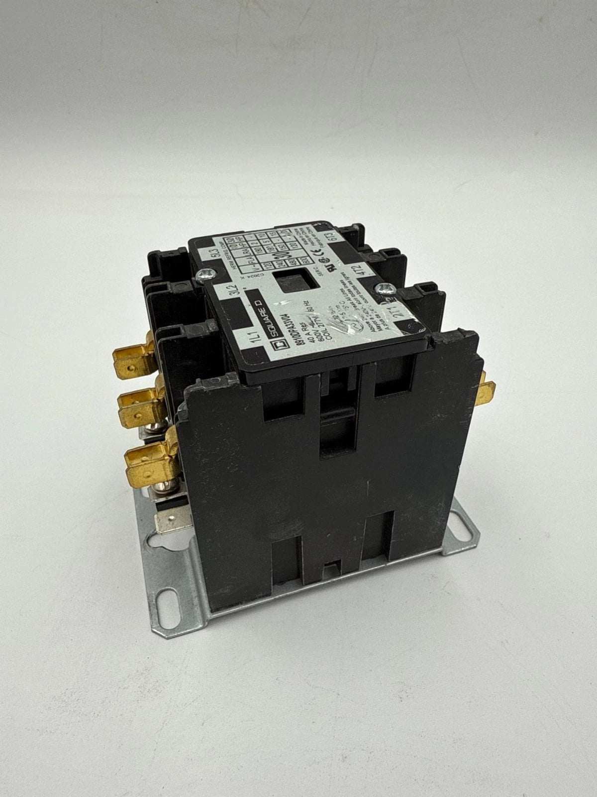 Square D 8910DPA33V04 Definite Purpose Contactor 40A 3P 600V Coil 277V 3PH 20HP Used
