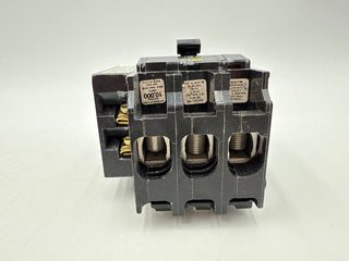 Square D QOB3601021 Circuit Breaker 100A 3P 240V Shunt Trip 100 Amp 3 Pole QOB Used