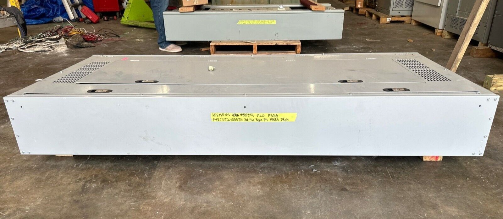 Siemens P4E75J1400ETS P4 Panelboard 400A 480/277V 3PH 4W 30 Cir Indoor Encl MCB P025-NS New