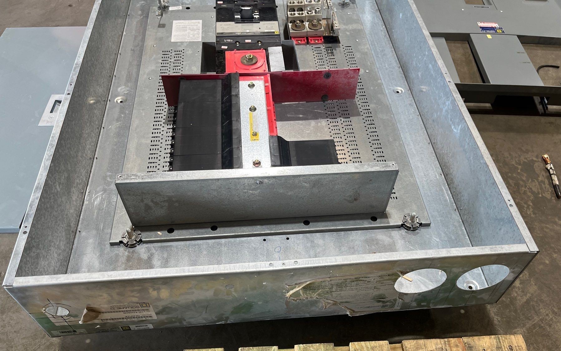 Square D I-Line Panelboard 800A 208/120V 3PH 4W MCB Panel 800 Amp 24Cir MAP36800 Used