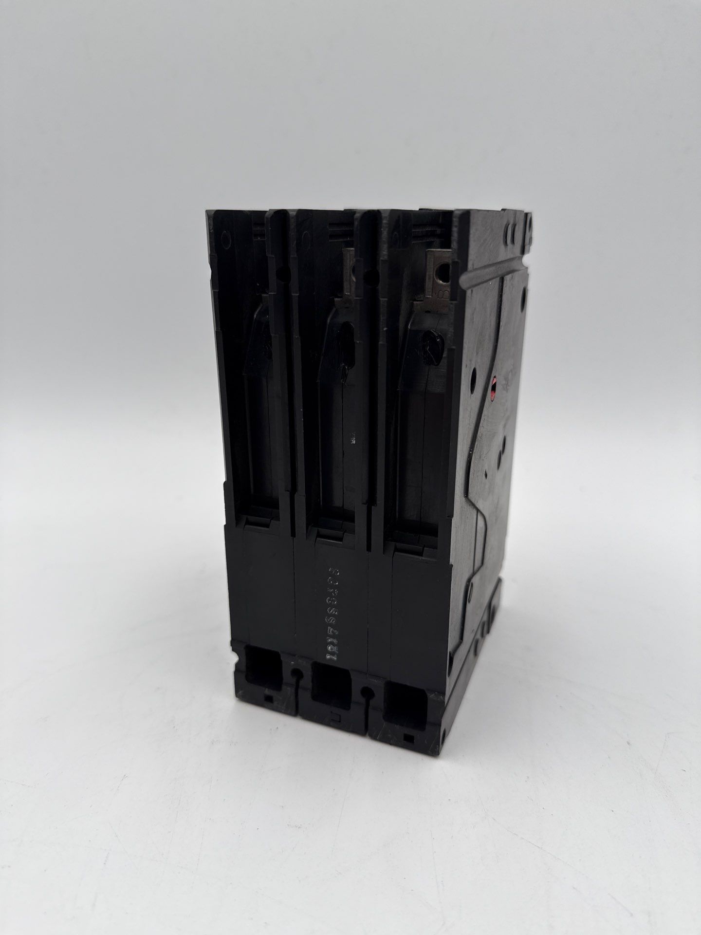 Siemens ITE ED23B030 Circuit Breaker 30A 3P 240V ED2 30 Amp 3 Pole Used