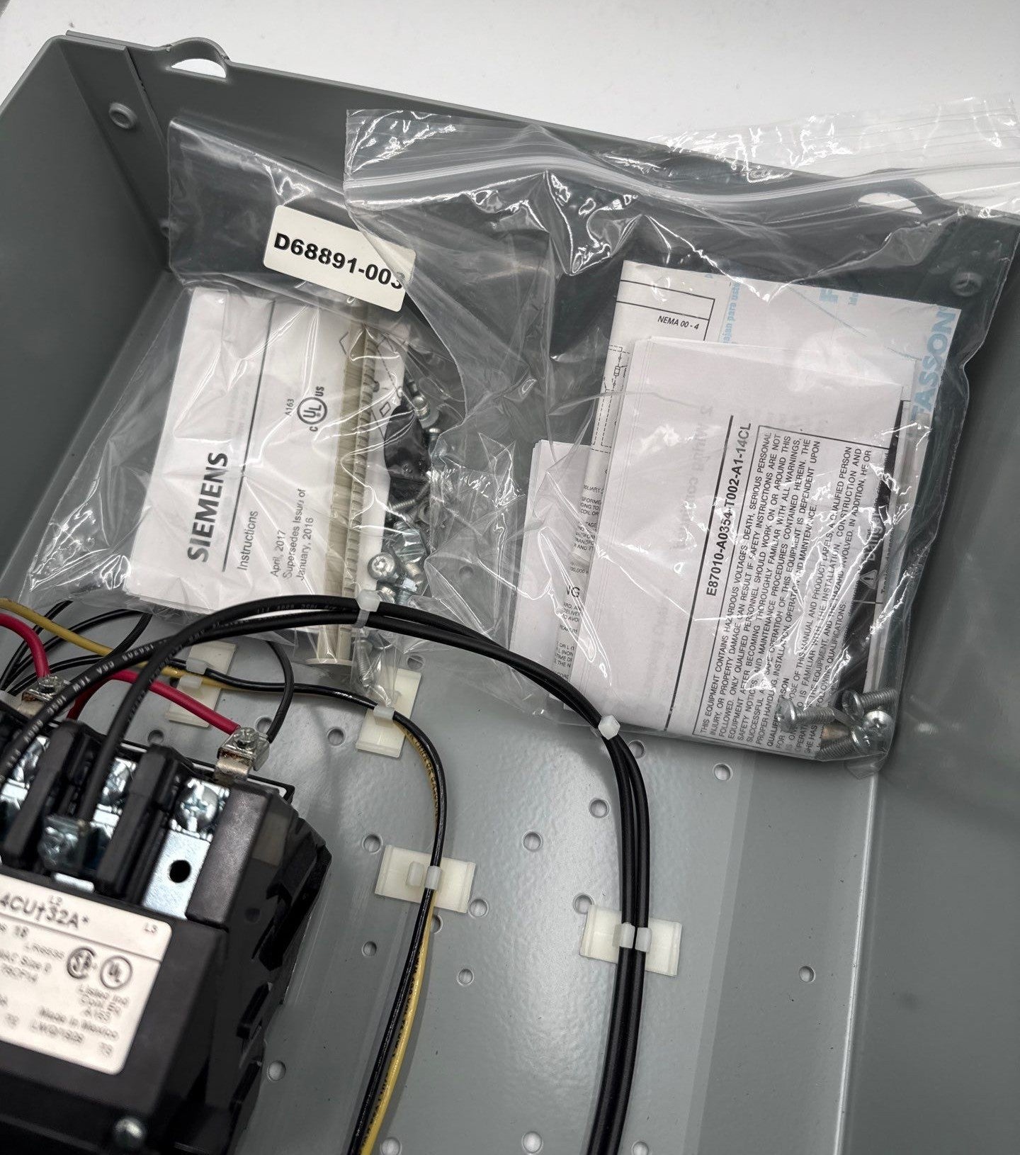 Siemens 14CUB32BF Heavy Duty Motor Starter 2HP Max 120V Coil 0.75-3.4A New