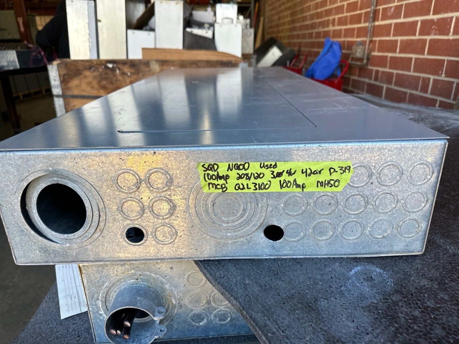 Square D NQOD Panelboard 100A 208Y/120V 3PH 4W MCB Main Q2L3100 42 CIR NEMA 1 P319 Used