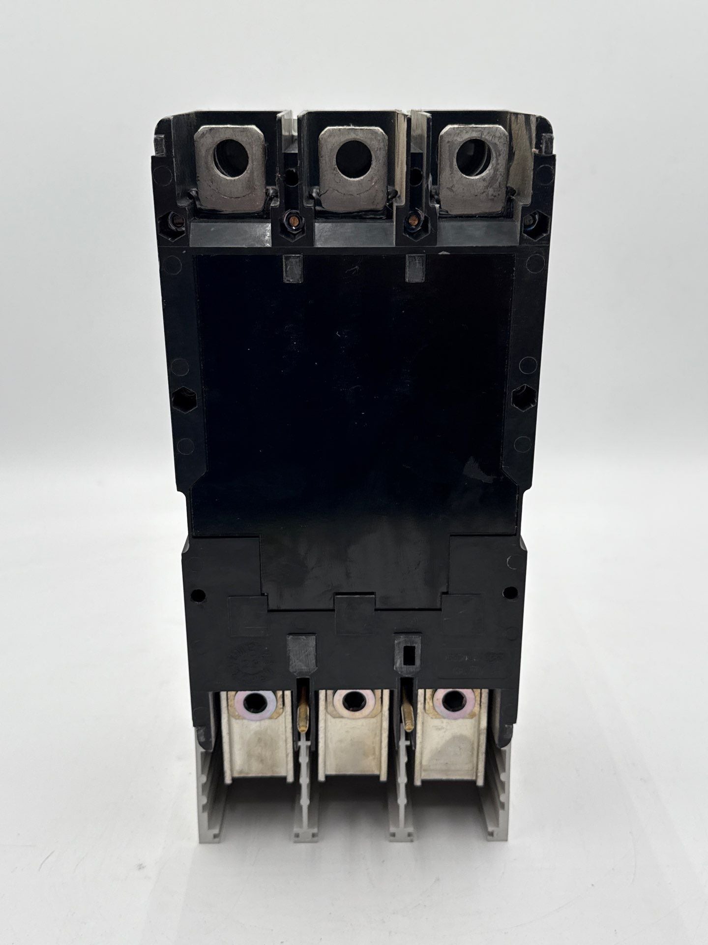 Eaton LGH3630NN Circuit Breaker 500A 3P 600V L630H LGH 500 Amp 3 Pole Used