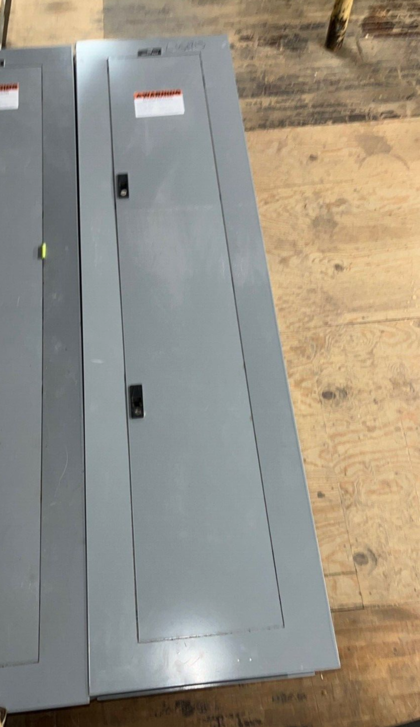 GE AEF3424MBX Panelboard 400A 3PH 480/277V 4W Indoor Encl 42Cir SFHA36AT0250 MLO P584 Used