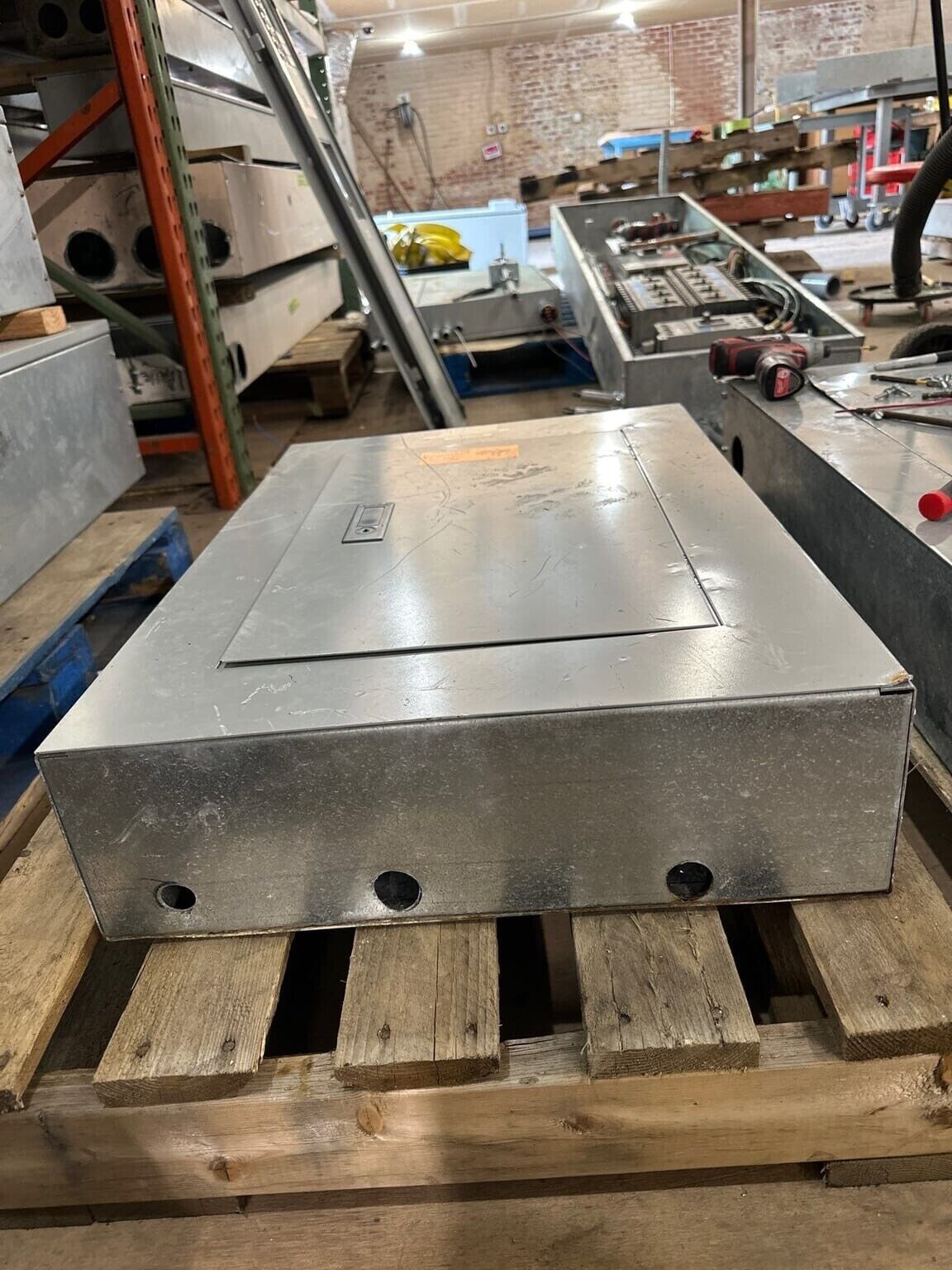 Siemens CDP-7 Panelboard 100A 208Y/120V 3PH 4W 30 Circuit 100 Amp MLO 30 Space P512 Used