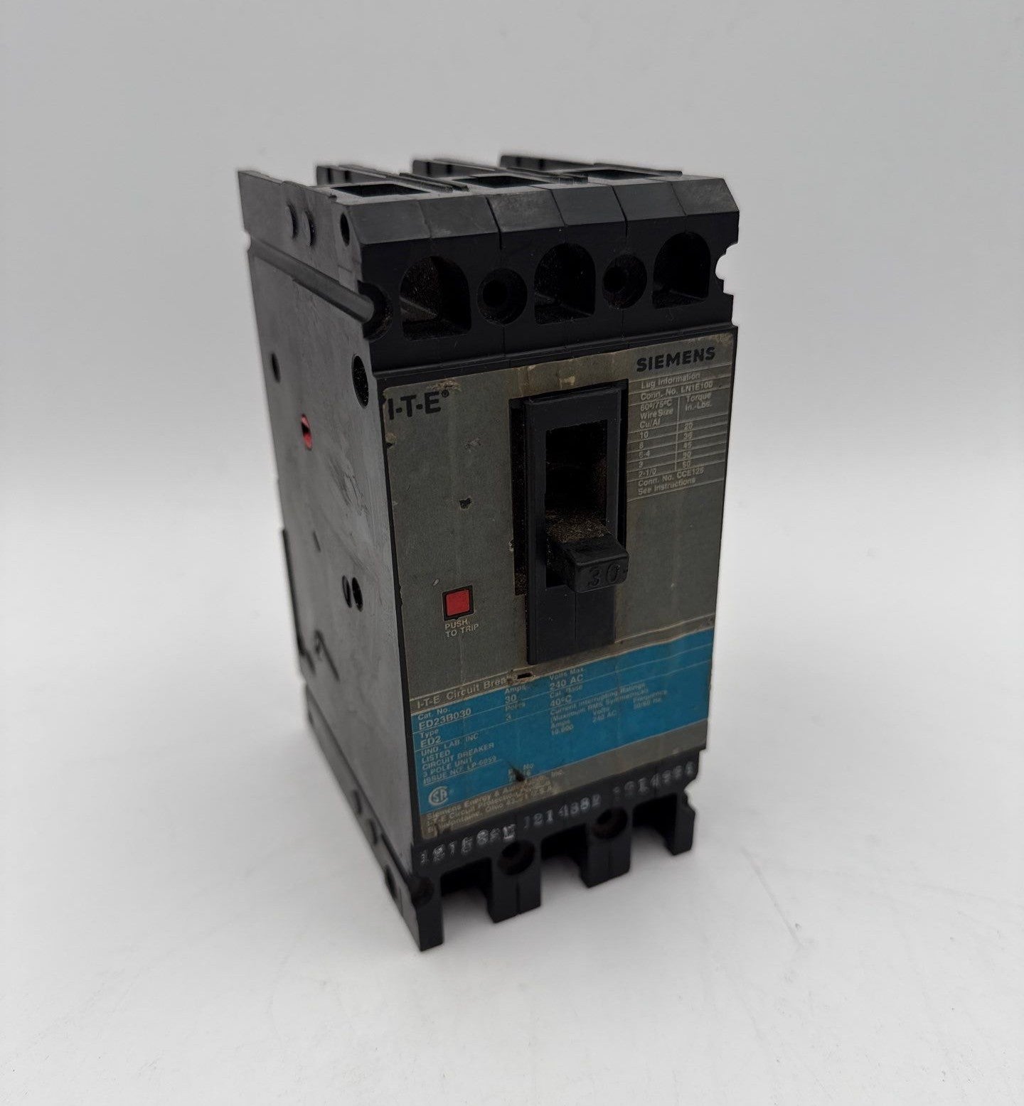 Siemens ITE ED23B030 Circuit Breaker 30A 3P 240V ED2 30 Amp 3 Pole Used