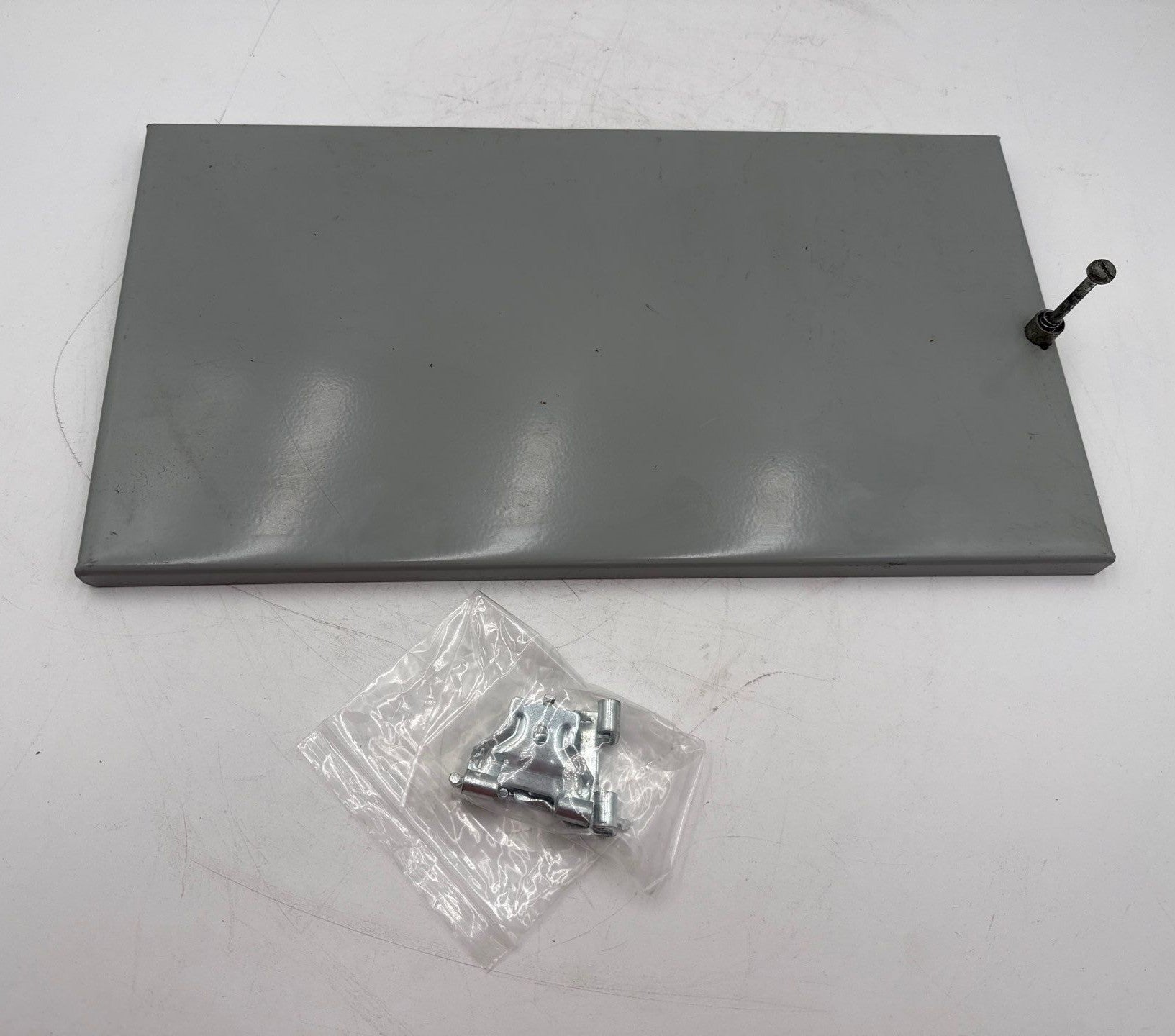 Eaton Freedom Series 2100 Blank Filler Plate 8-1/2 x 15-1/2 Motor Control Center Used