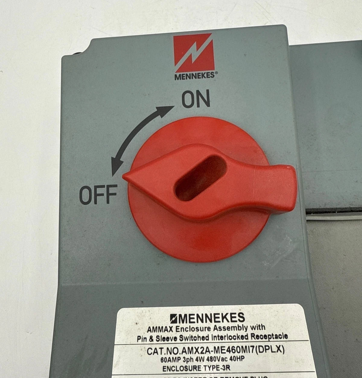 Mennekes AMX2A-ME460MI7 Pin and Sleeve Switched Interlocked Receptacle 60A 480V New