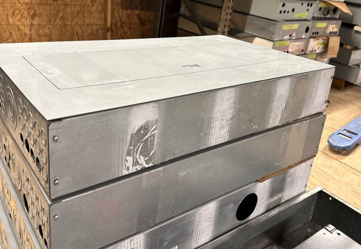 Sq D NQOD442L225 Panelboard 225A 208Y/120V 4W 3P Main Lug Panel MLO 42 Circuit P298 Used