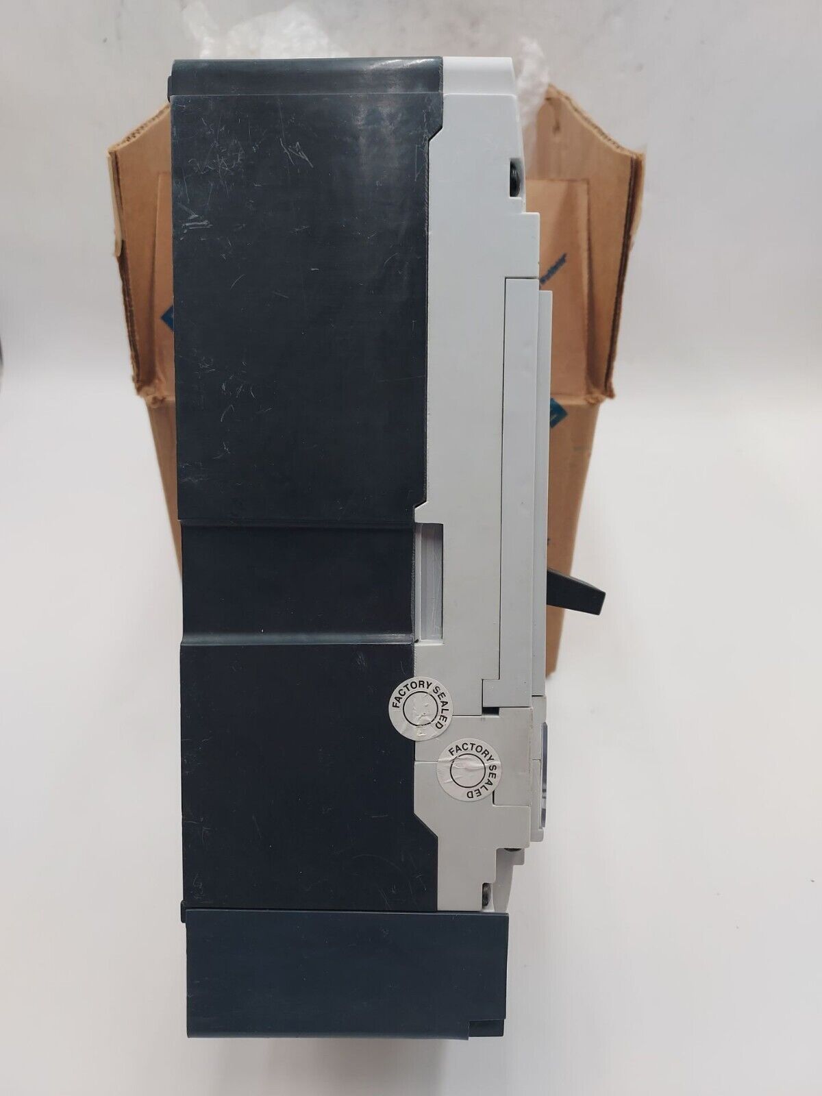 Eaton PDG33M0400TFAN New