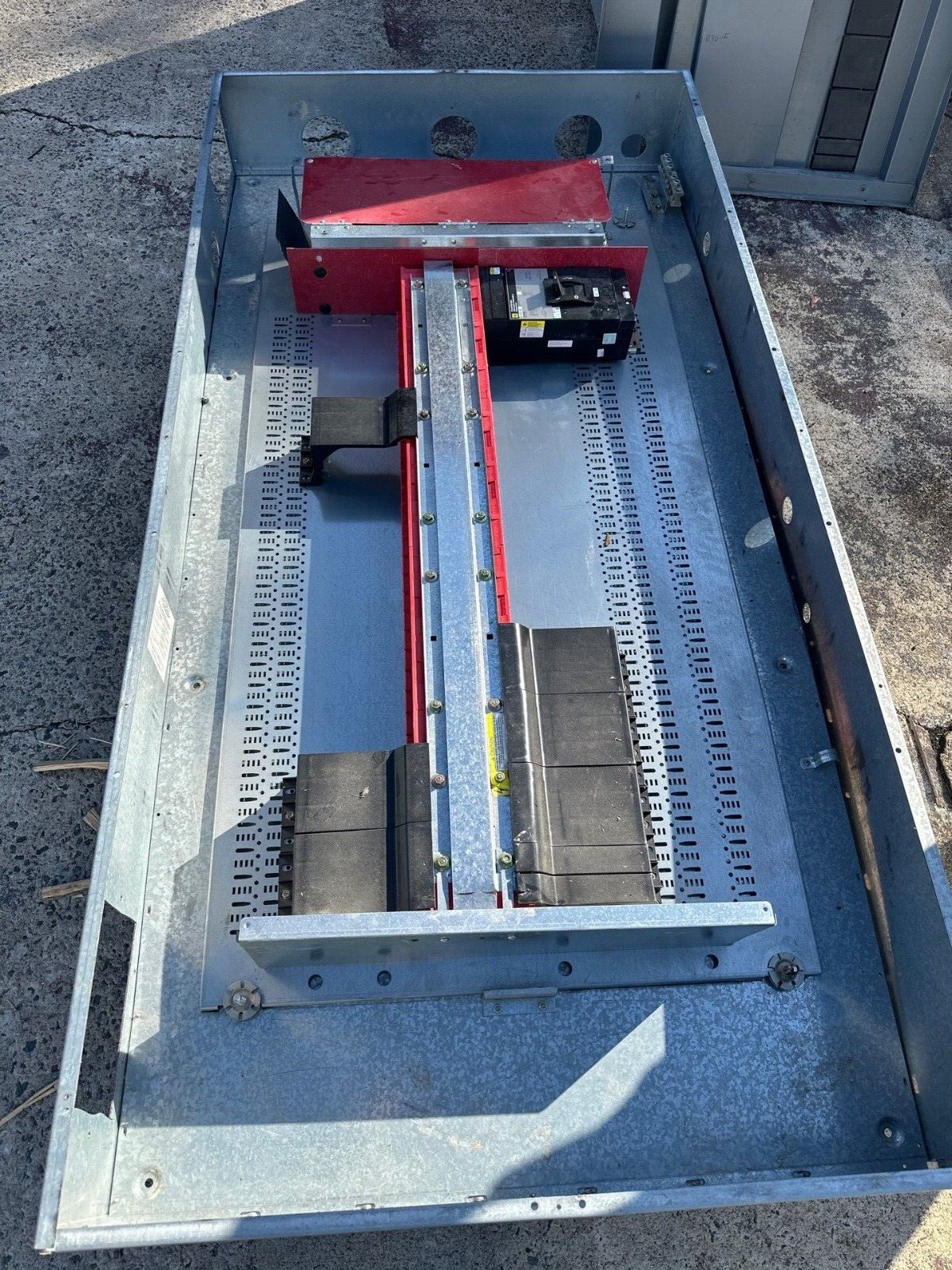 Square D I-Line Panelboard 1200A 208/120V 3PH 4W 66 Cir Indoor Encl MLO Main Lug P435 Used