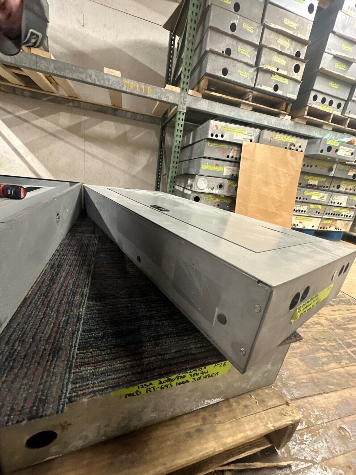 GE Panelboard AQF3421ABX 125A 208/120V 3 PHASE MCB Main THQB32100 42 CIR NEMA 1 P017 Used