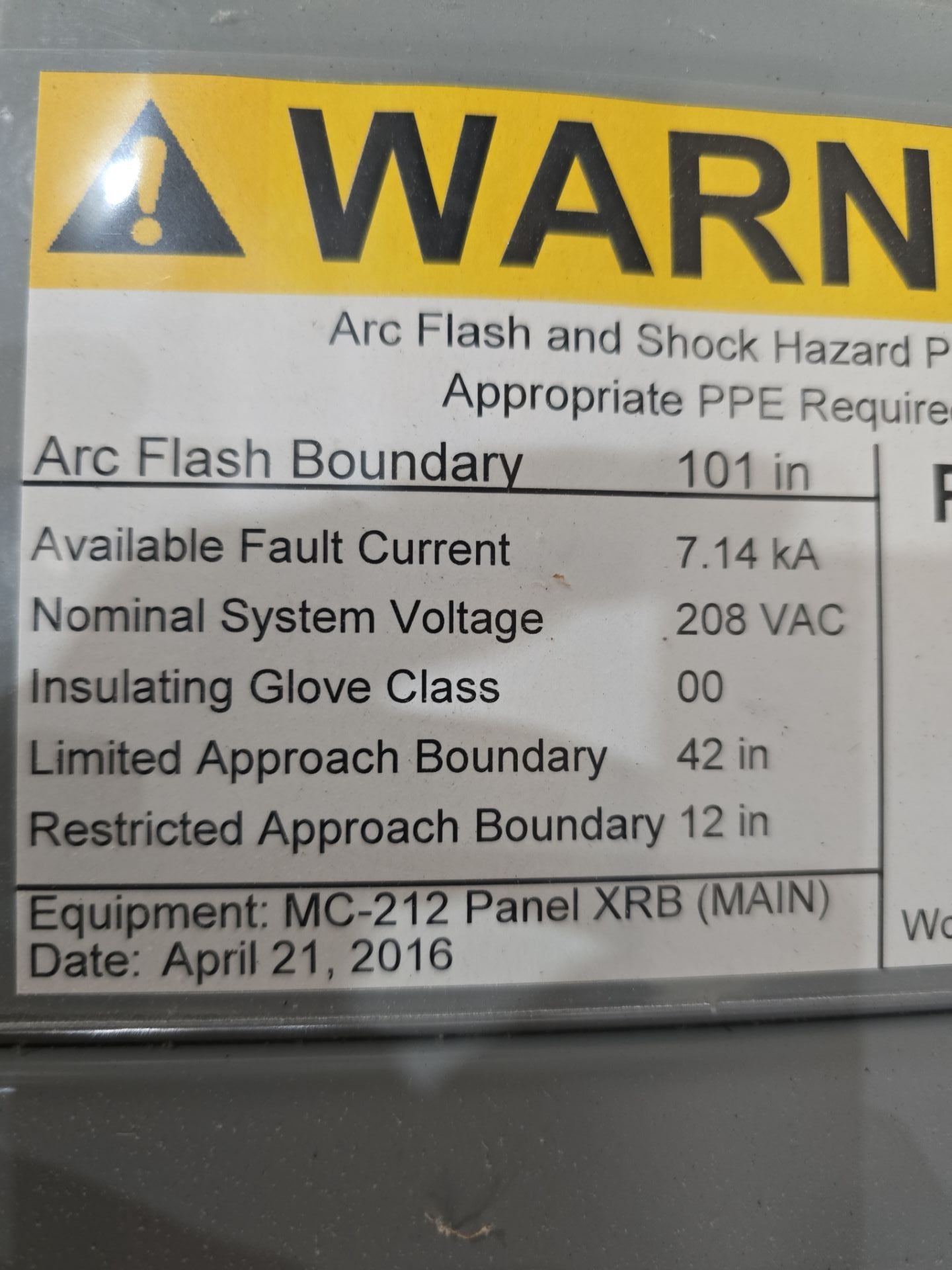 Eaton PRL4 Panelboard 800A 208/120V 3PH 4W MCB 800 Amp Panel MDL3800 BX3673 Used