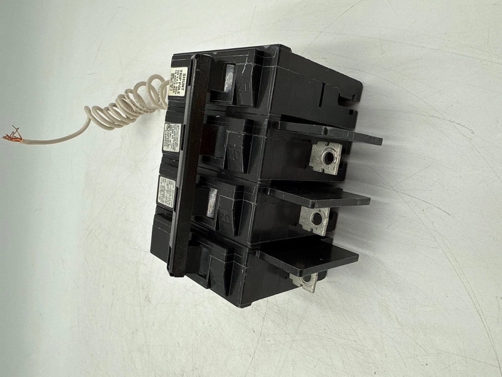 Siemens BQ3B06000S01 Circuit Breaker 60A 3P 240V 3PH 60 Amp 3 Pole Shunt Trip Used