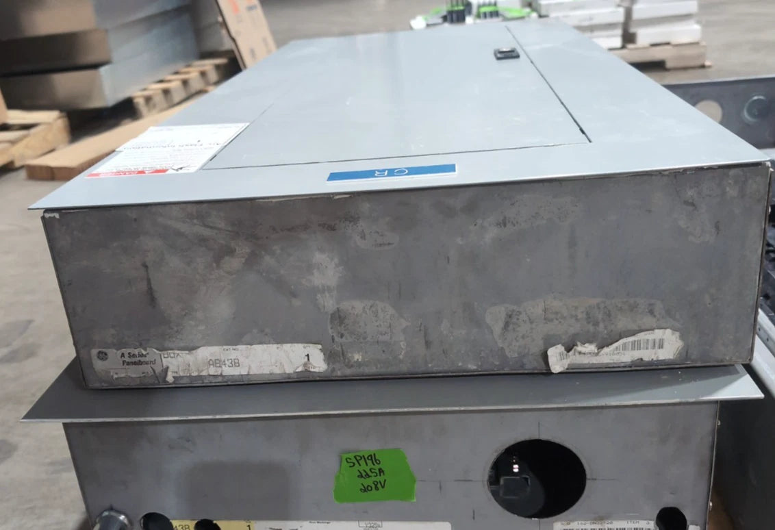 GE AEF3182BB Panelboard 225A 480/277V 3PH 4W 18 Cir MCB Panel 225 Amp TFJ236225 Used