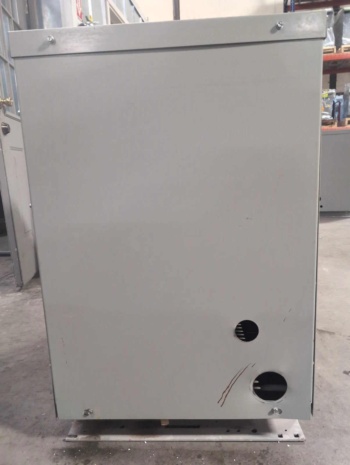 75KVA GE 3PH Transformer 9T23B3874 Pri 480V Sec 208/120V Type QL Indoor Encl Used