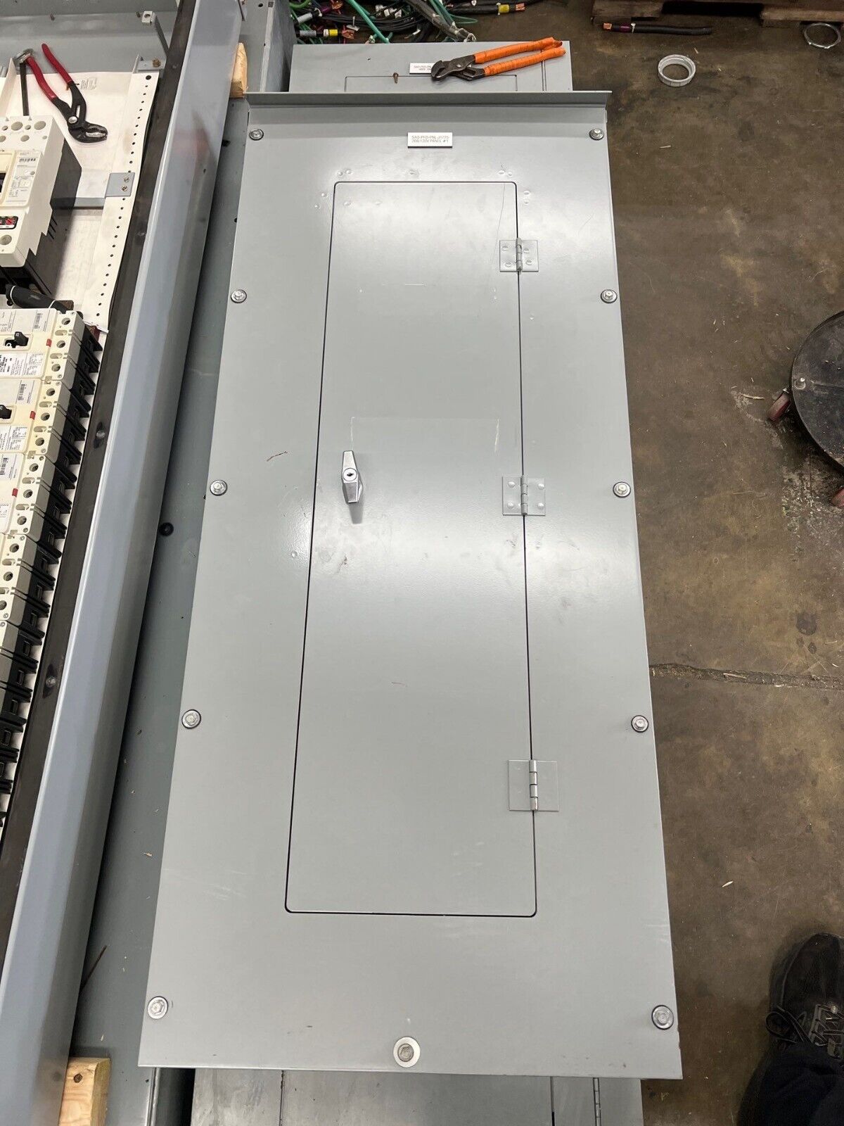 Eaton PRL1A Panelboard 225A 208Y/120V 3PH 4W 42 Cir 3R Outdoor Encl MCB ED3150 P643 Used