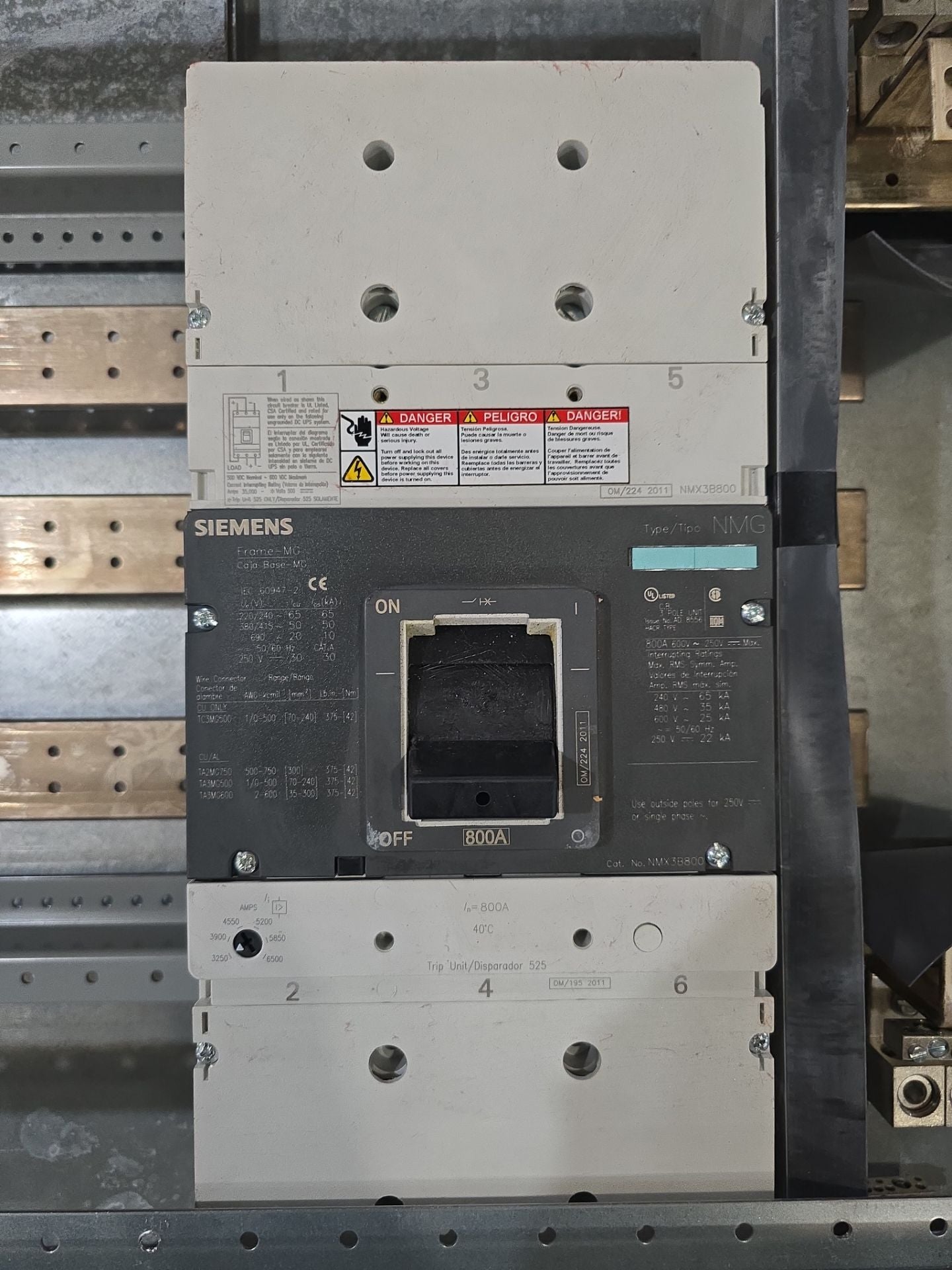 Siemens P4C90M1800FBS P4 Panelboard 800A 208/120V 3PH 4W NMX3B800 Main MCB Used