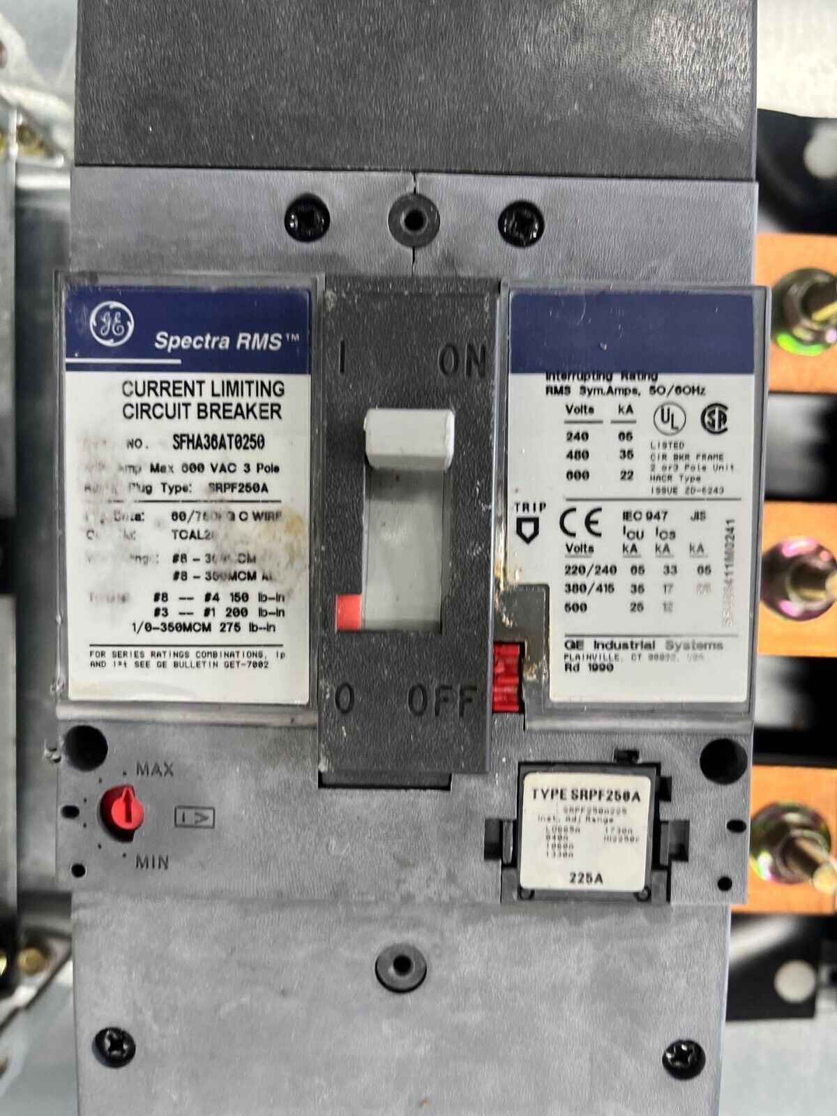 GE AEF3424MBX Panelboard 400A 3PH 480/277V 4W Indoor Encl MLO 42Cir SFHA36AT0250 P585 Used