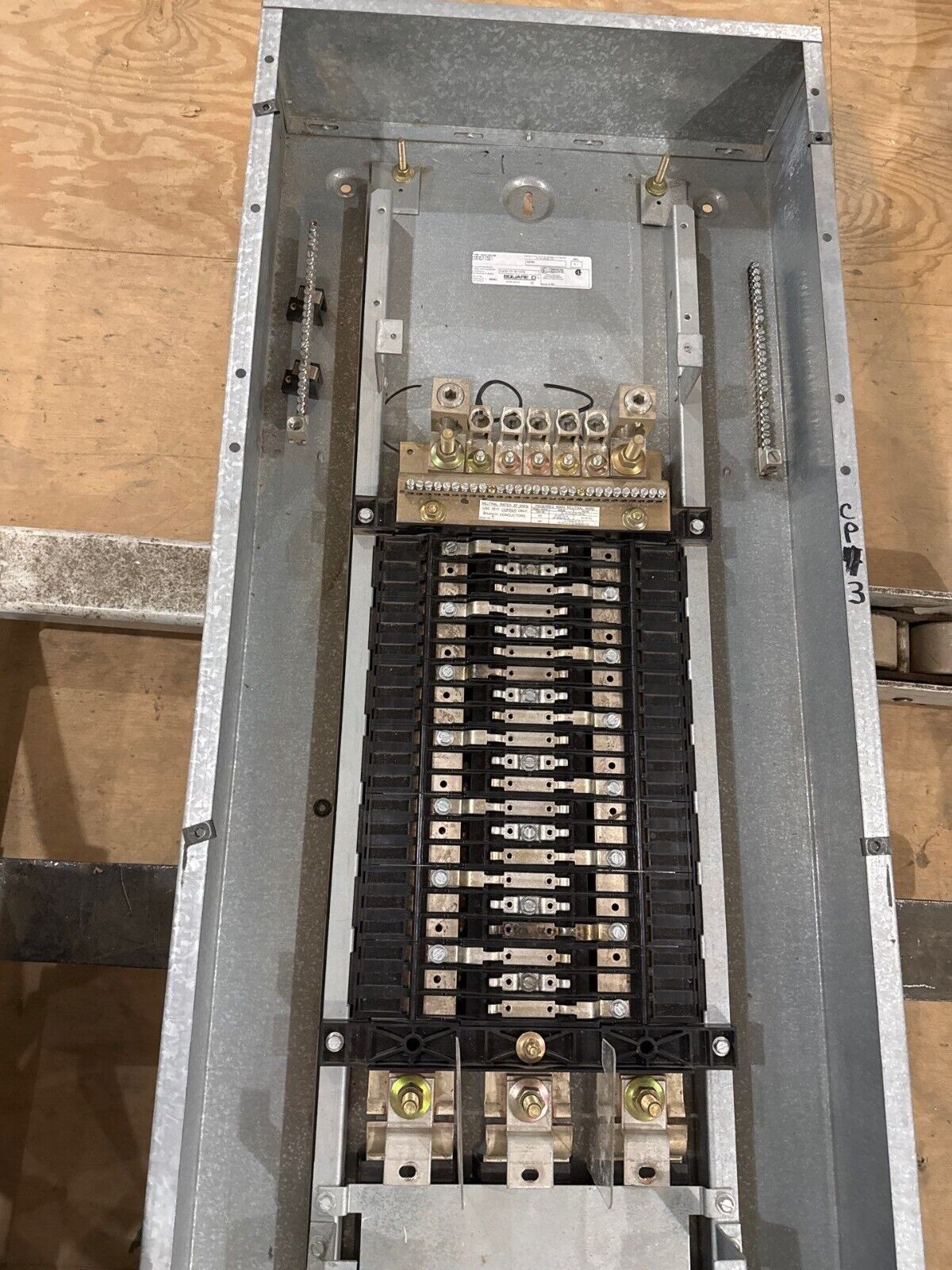 Square D NQOD Panelboard 250A 400A 208/120V 3PH 4W 42 Circuit MCB Indoor Encl P302 Used