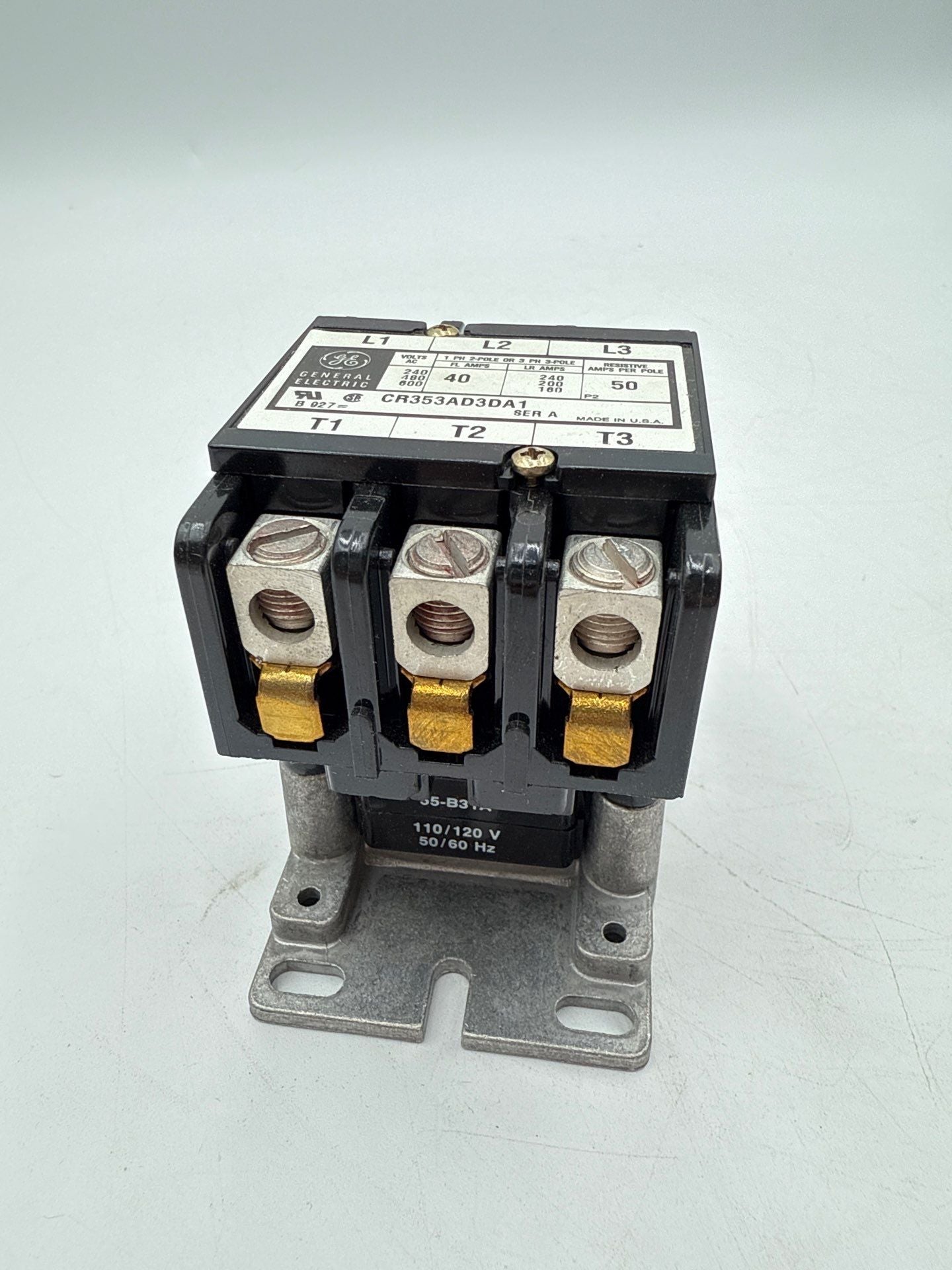 General Electric CR353AD3DA1 Definite Purpose Contactor 40A 3 Pole Coil 110/120V New
