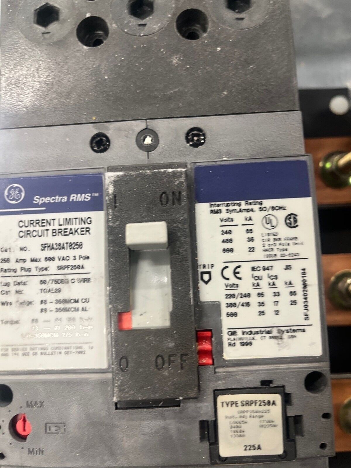 GE AEF3424MBX Panelboard 400A 480/277V 3PH 4W Indoor Encl 42Cir MLO SFHA36AT0250 P573 Used