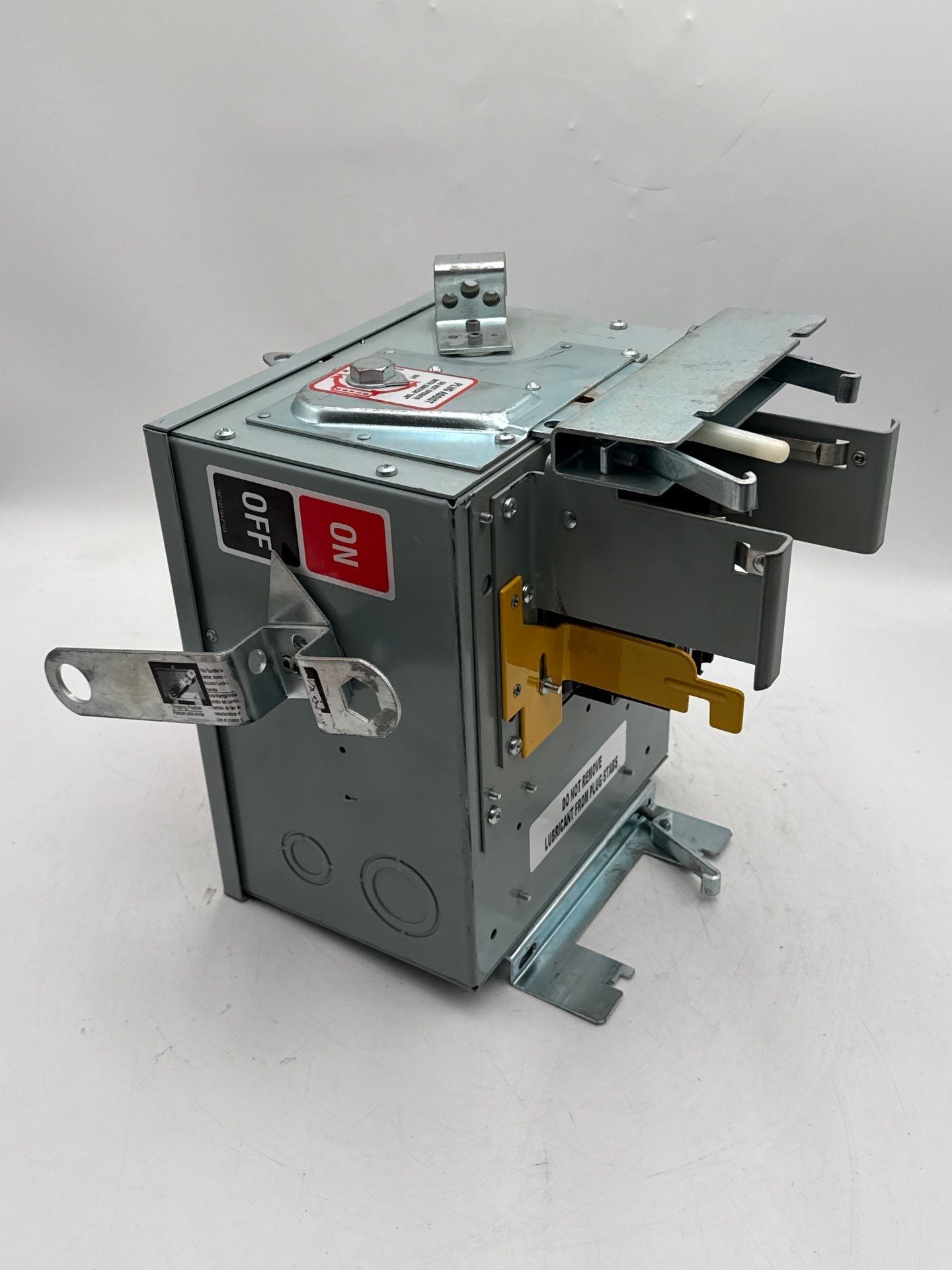 GE SB362RGRP Bus Plug 60A 3PH 3W 600V Spectra Busway Switch Flex A Plug Used