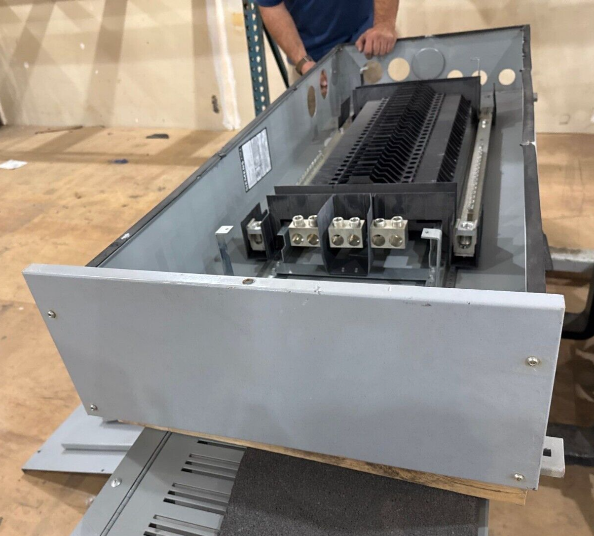 Siemens P3E62ML800ATS P3 Panelboard 800A 480/277V 3PH 4W 54 Cir 800 Amp Panel Used