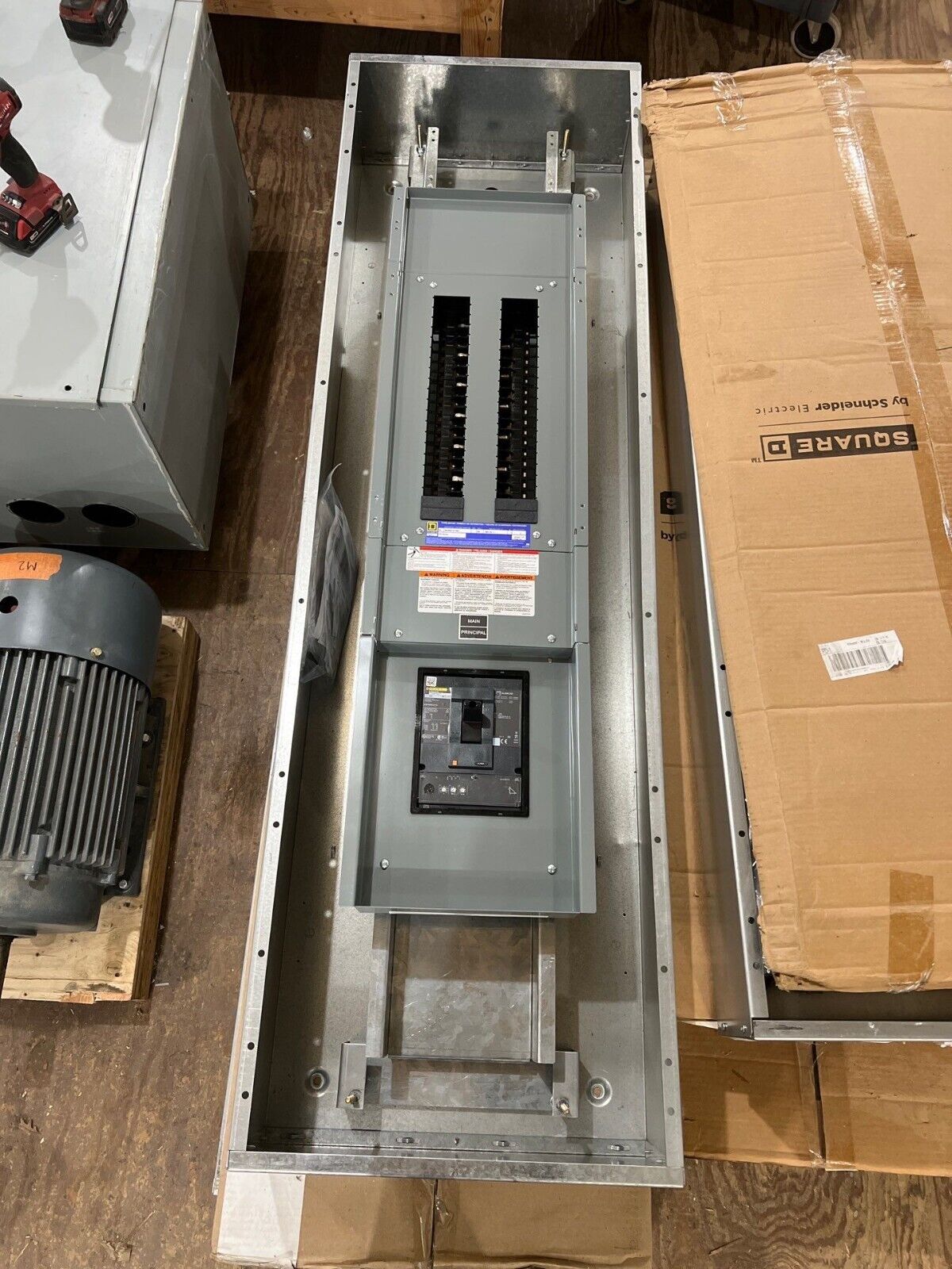 Sq D NQ Panelboard 600A 208Y/120V 3PH 4W 42 Cir LGP36600U31X MCB Indoor Encl P672 New