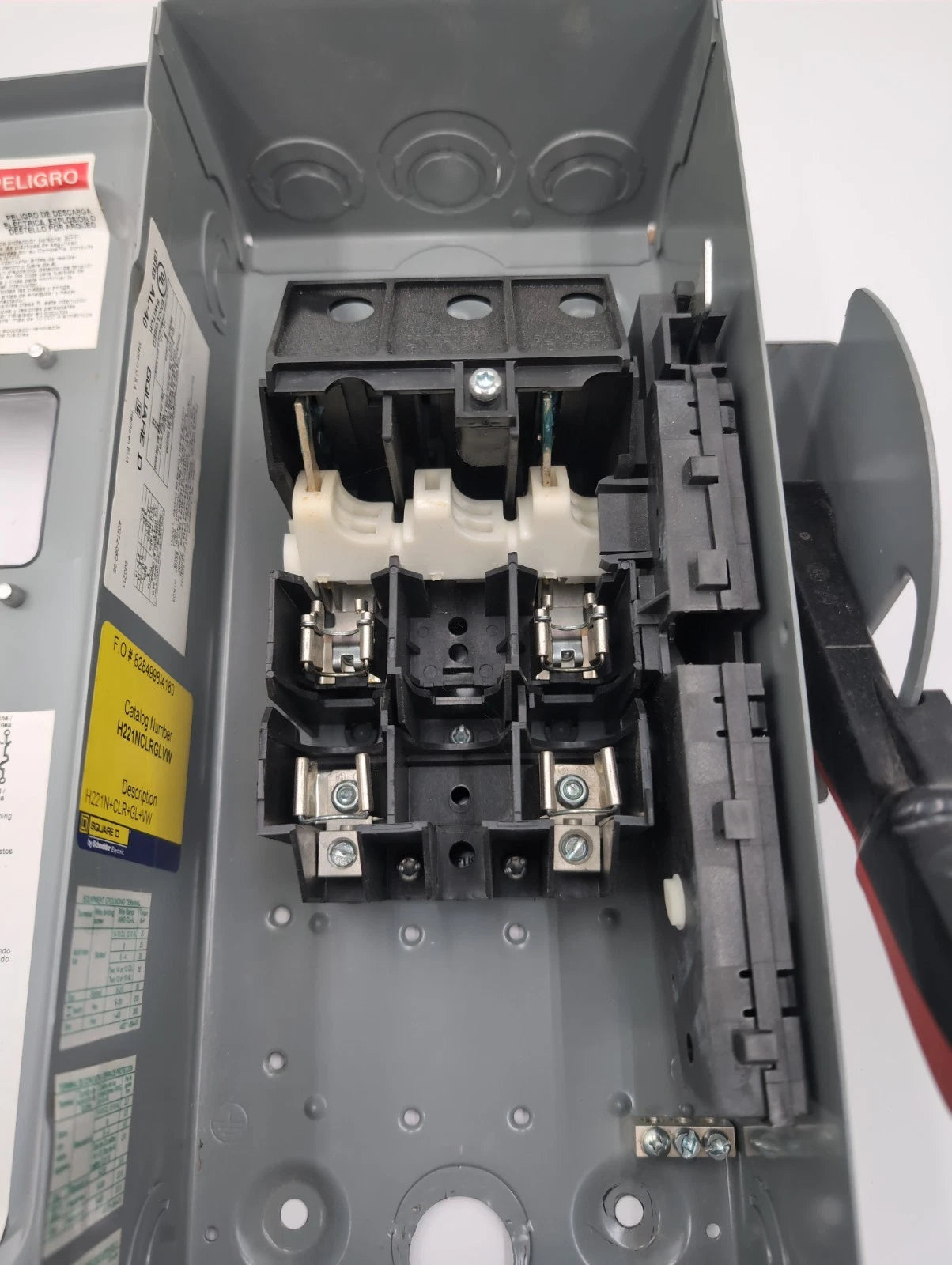 Square D H221N Safety Disconnect Switch 30A 2P 240V Type 1 Encl Window 30 Amp New