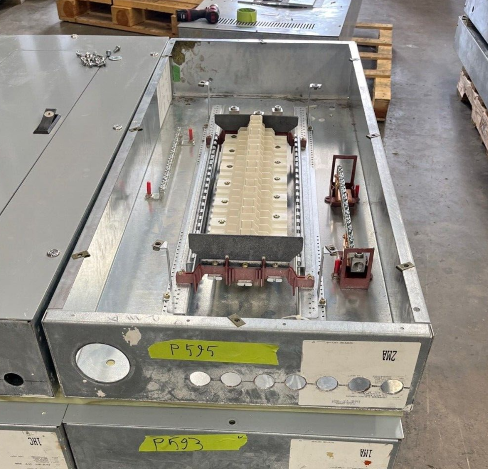 CH PRL2A Panelboard 225A 277/480V 4W 3PH MLO Indoor Enclosure YS2048 42 Circuit P595 Used