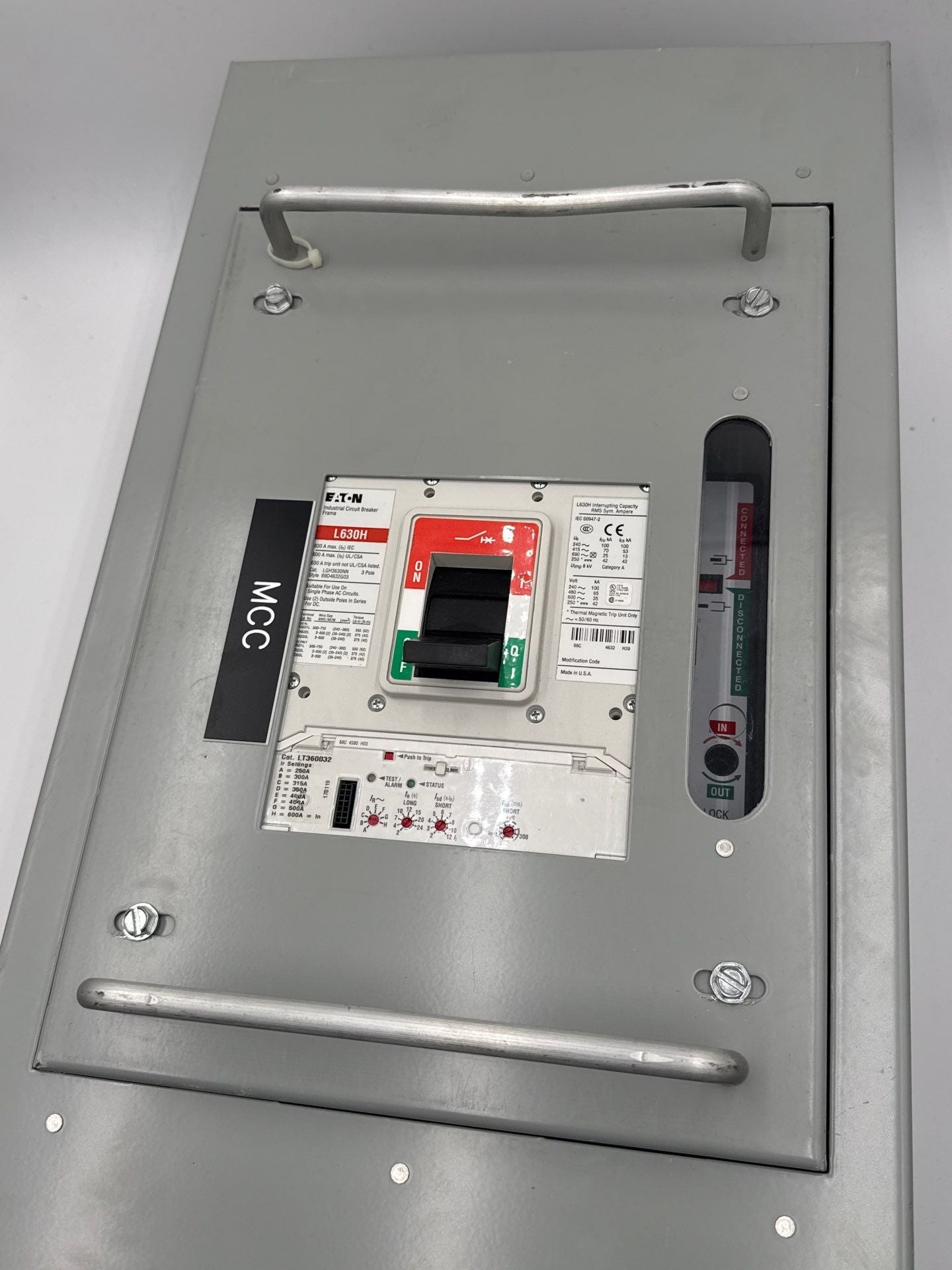 Eaton LG3DOM LGH3630NN LG Drawout Cassette Circuit Breaker 600A 3P 600V Used