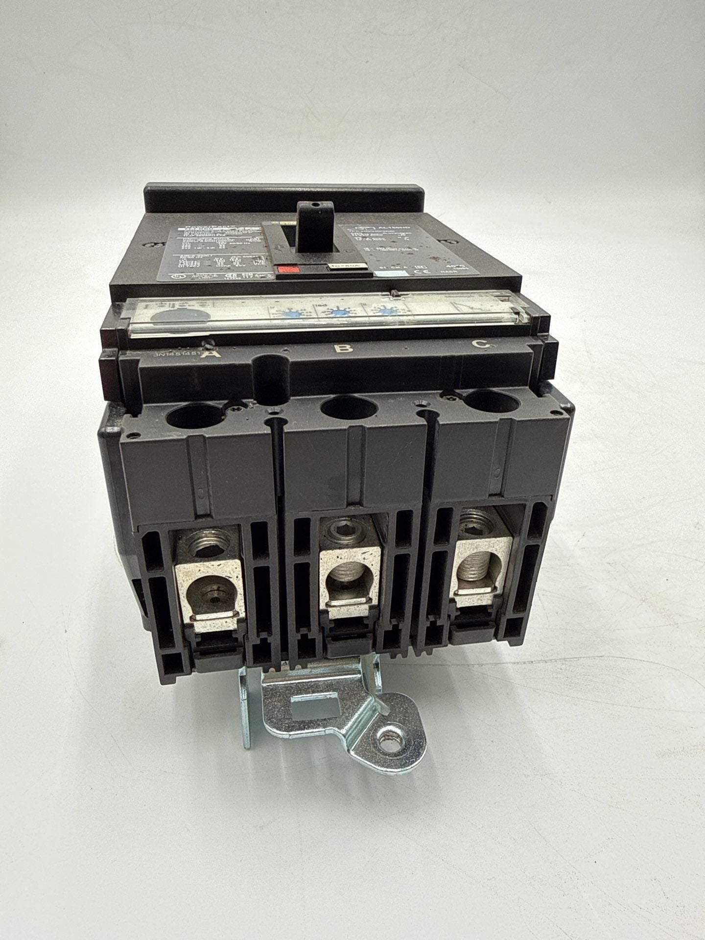 Square D HJA36060U33X I-Line Circuit Breaker 60A 3P 600V HJA 60 Amp 3 Pole Used