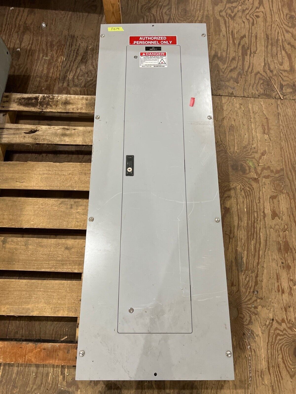 CH PRL2A Panelboard 225A 480/277V 3PH 4W 42 Circuit MLO Main Lug Indoor 225 Amp P679 Used