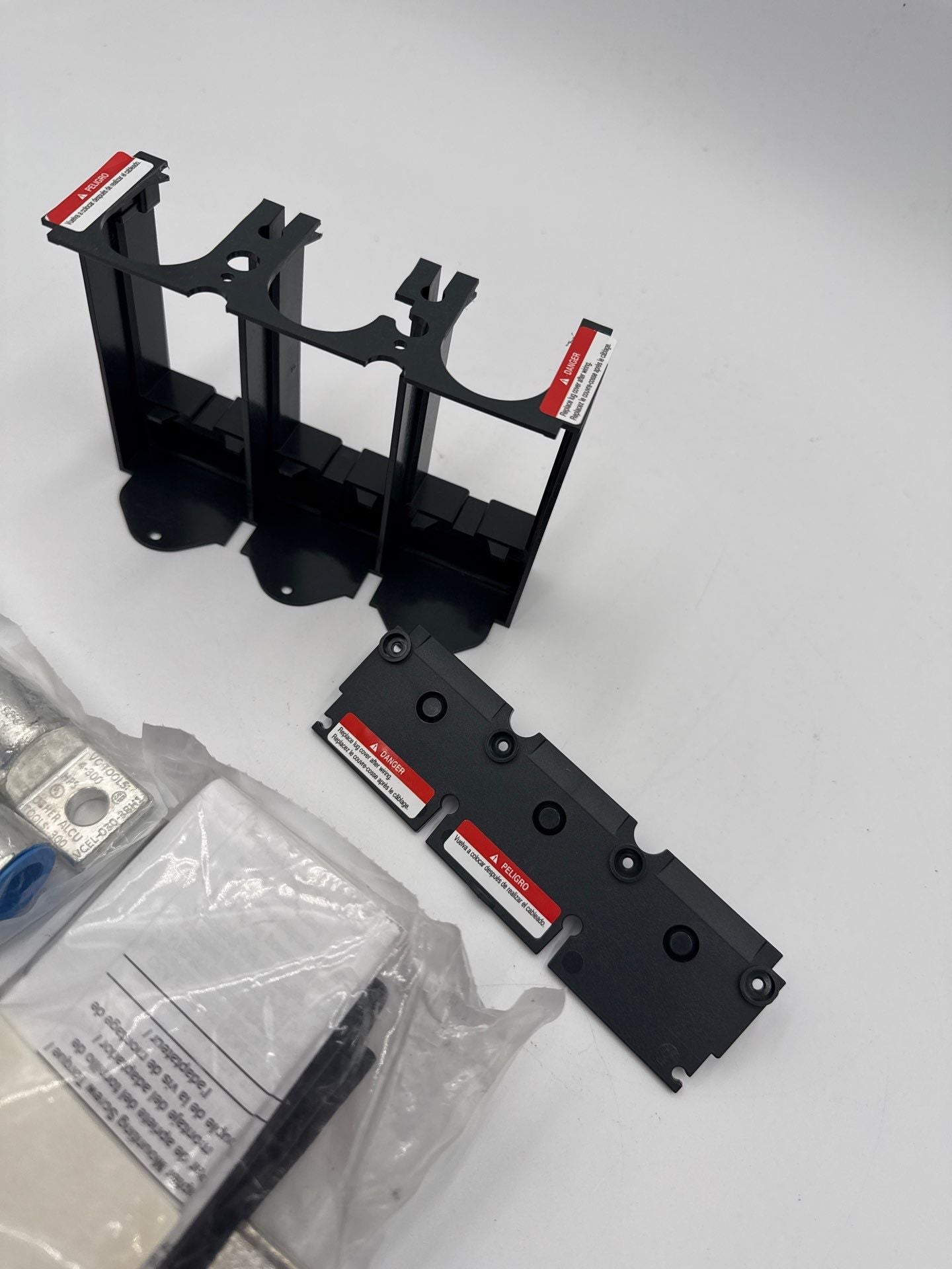 Square D YA600L32K3 Circuit Breaker Compression Lug Kit (6) 600A 3P POWERPACT L New