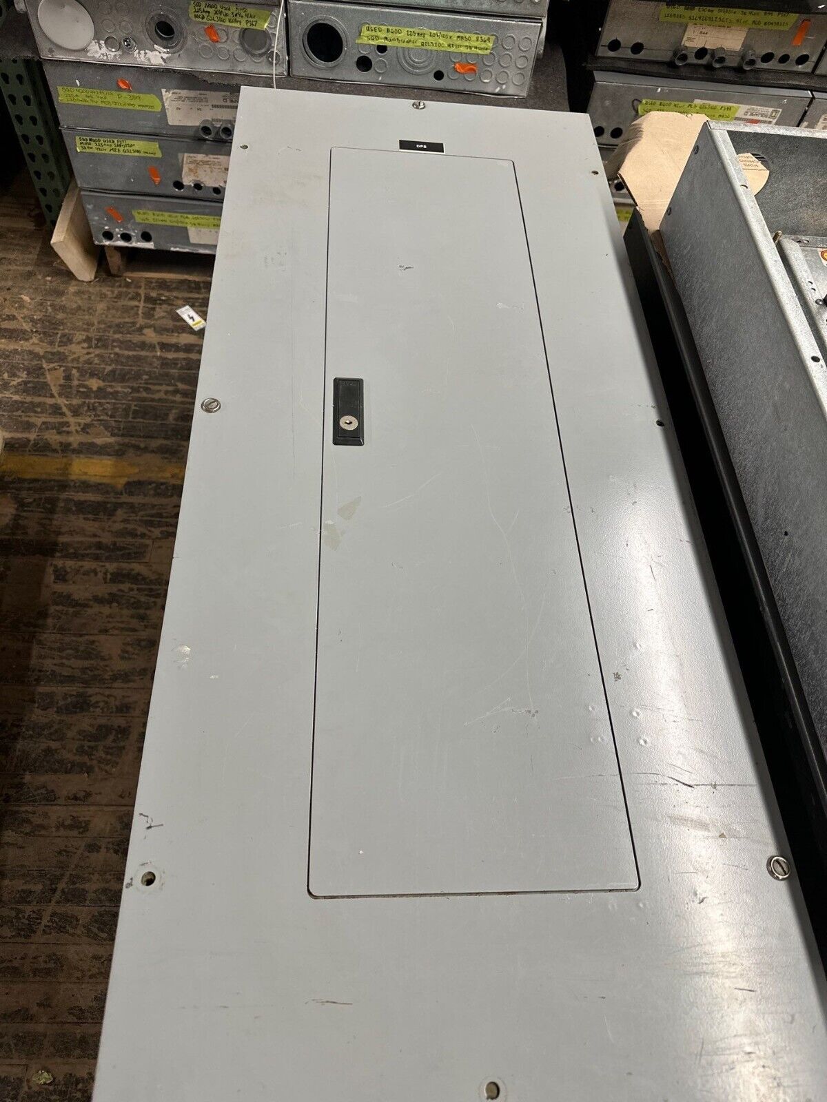 Cutler Hammer PRL1A Panelboard 225A 120/208V 3PH 4W Main Lug MLO 42 Cir 225 Amp P130 Used