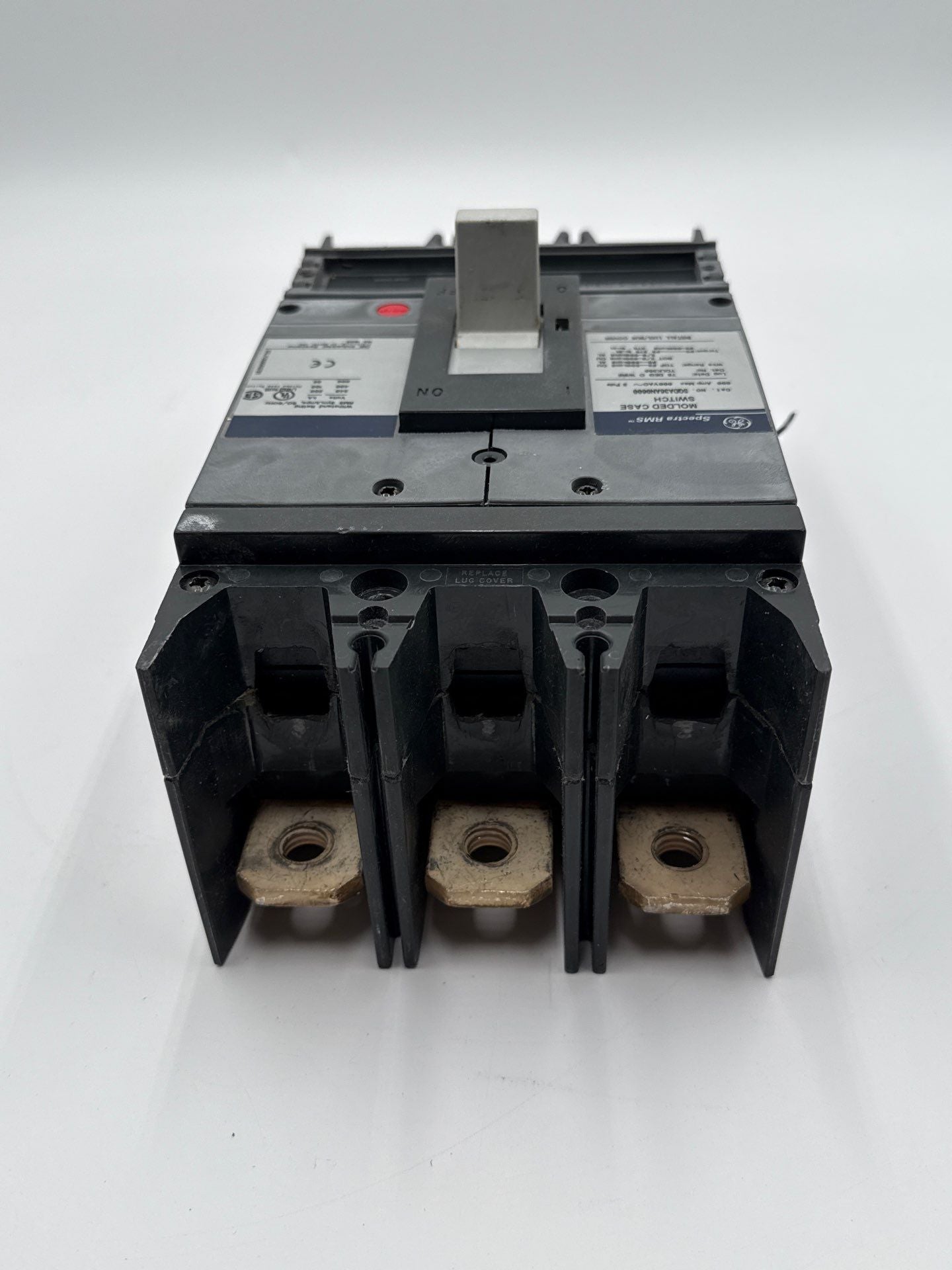 GE SGDA36AN0600 Circuit Breaker 600A 3P 600V SGDA 600 Amp 3 Pole Used