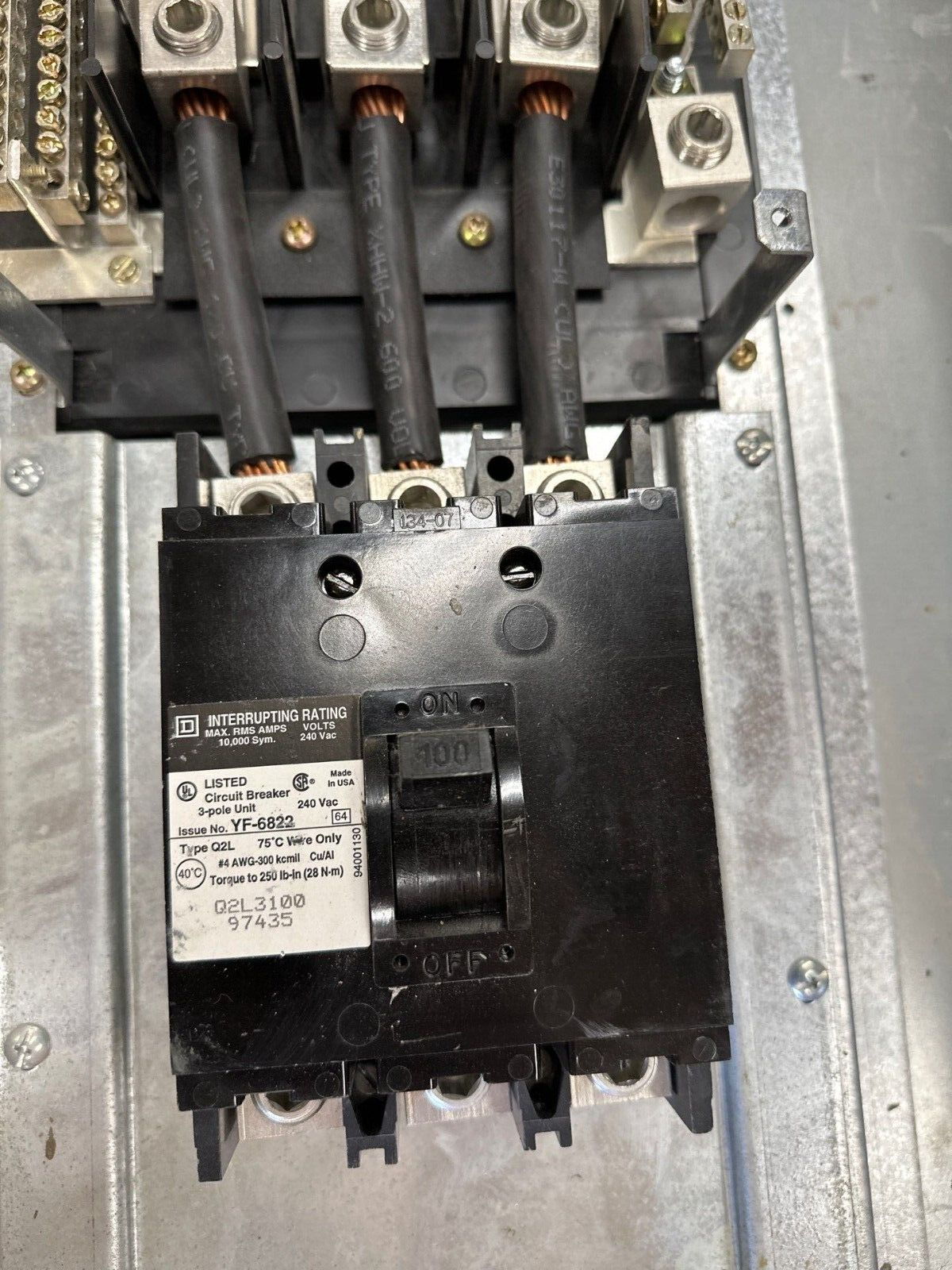 Square D NQOD442M225 NQOD Panelboard 225A 208Y/120V 3PH 4W Indoor Encl MCB 42Cir P338 Used