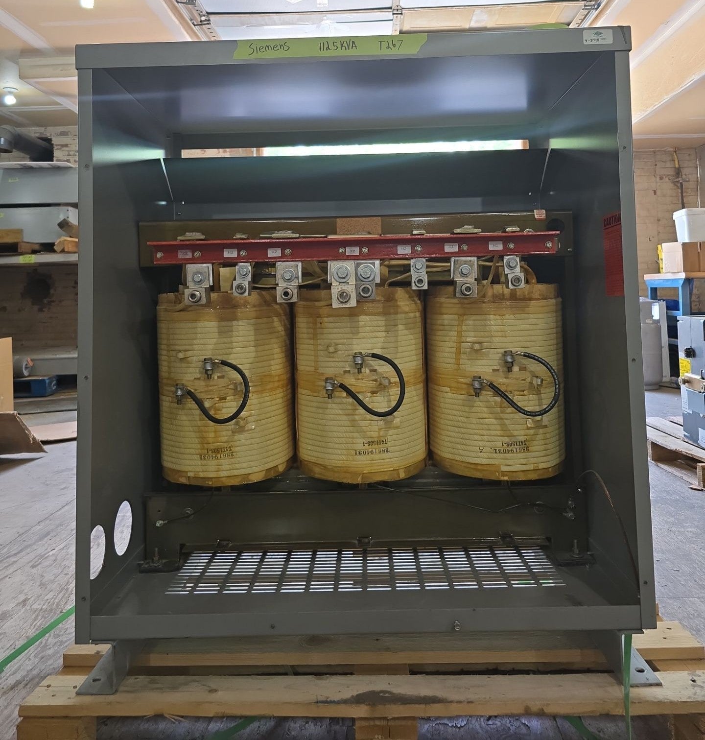 112.5kVA Siemens 3F3Y112K20 Transformer 3PH Pri 480V Sec 208/120V Indoor T267 Used