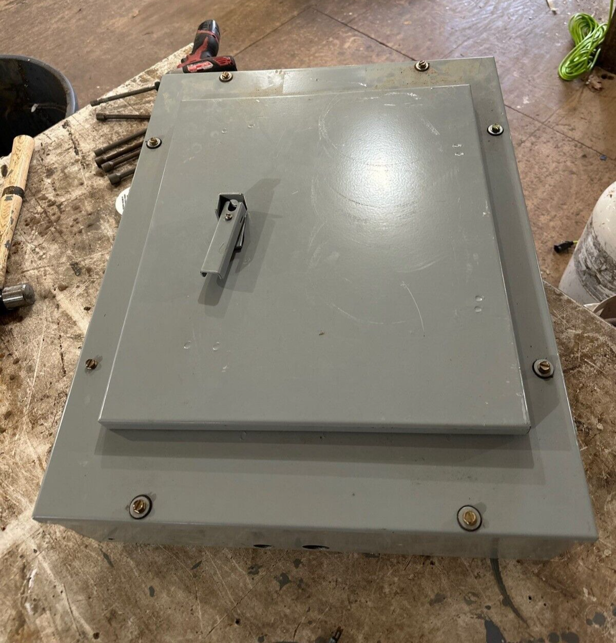 GE AQF3121AB Panelboard 125A 208/120V 3PH 4W 3R Outdoor Encl MCB Main 30 Amp P484 Used